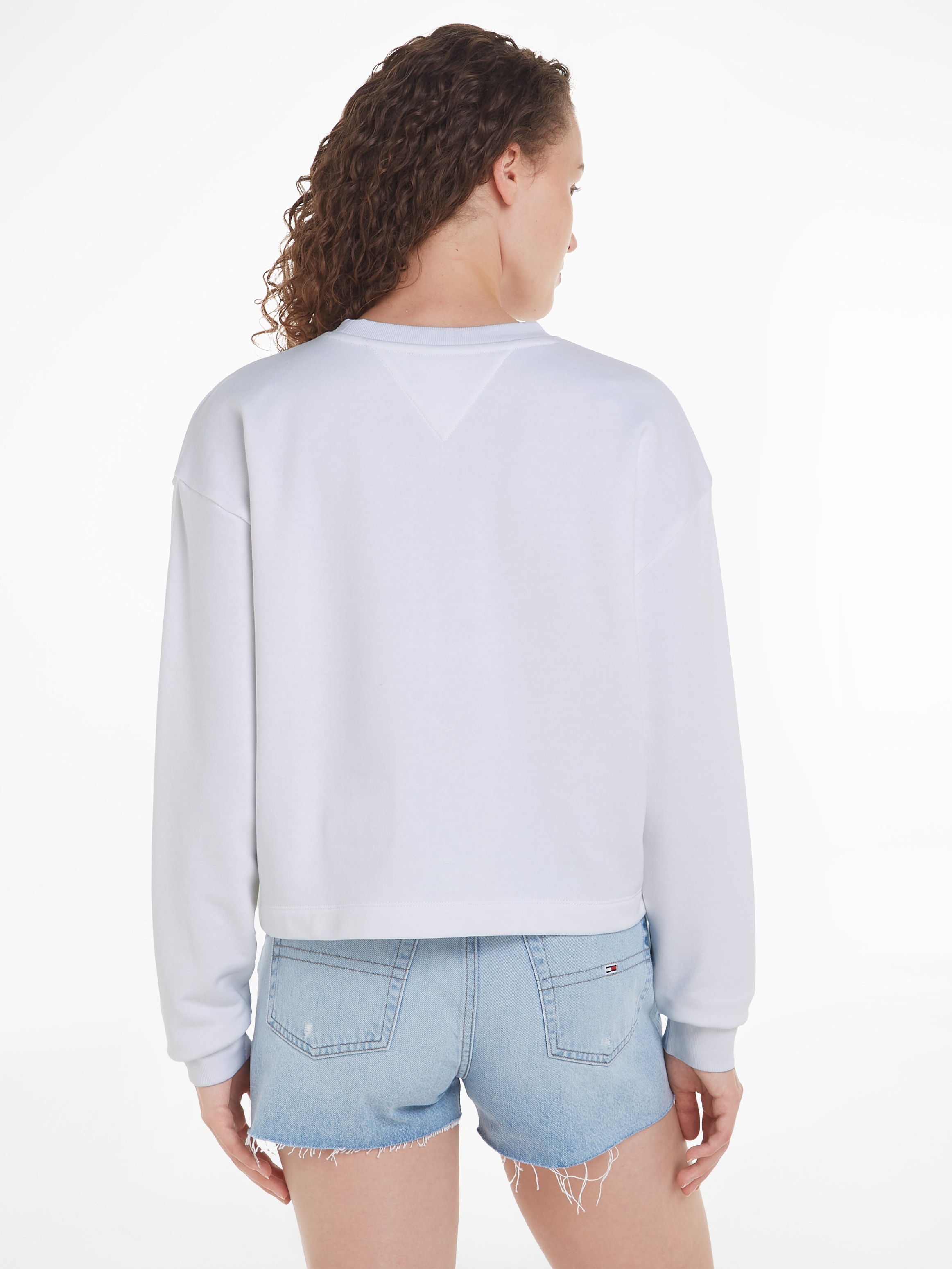 Tommy Jeans Sweatshirt »TJW RLX ESSENTIAL LOGO CREW EXT«, mit Tommy Jeans Logo-Schriftzug