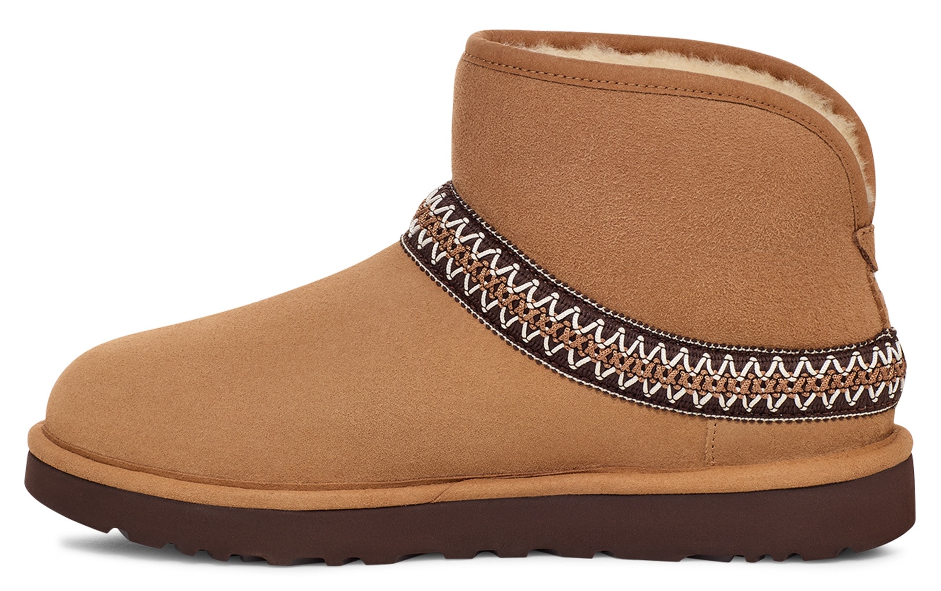 UGG Schlupfboots »CLASSIC MINI CRESCENT«, Winterstiefel, Snowboots mit kuscheliger Innenausstattung