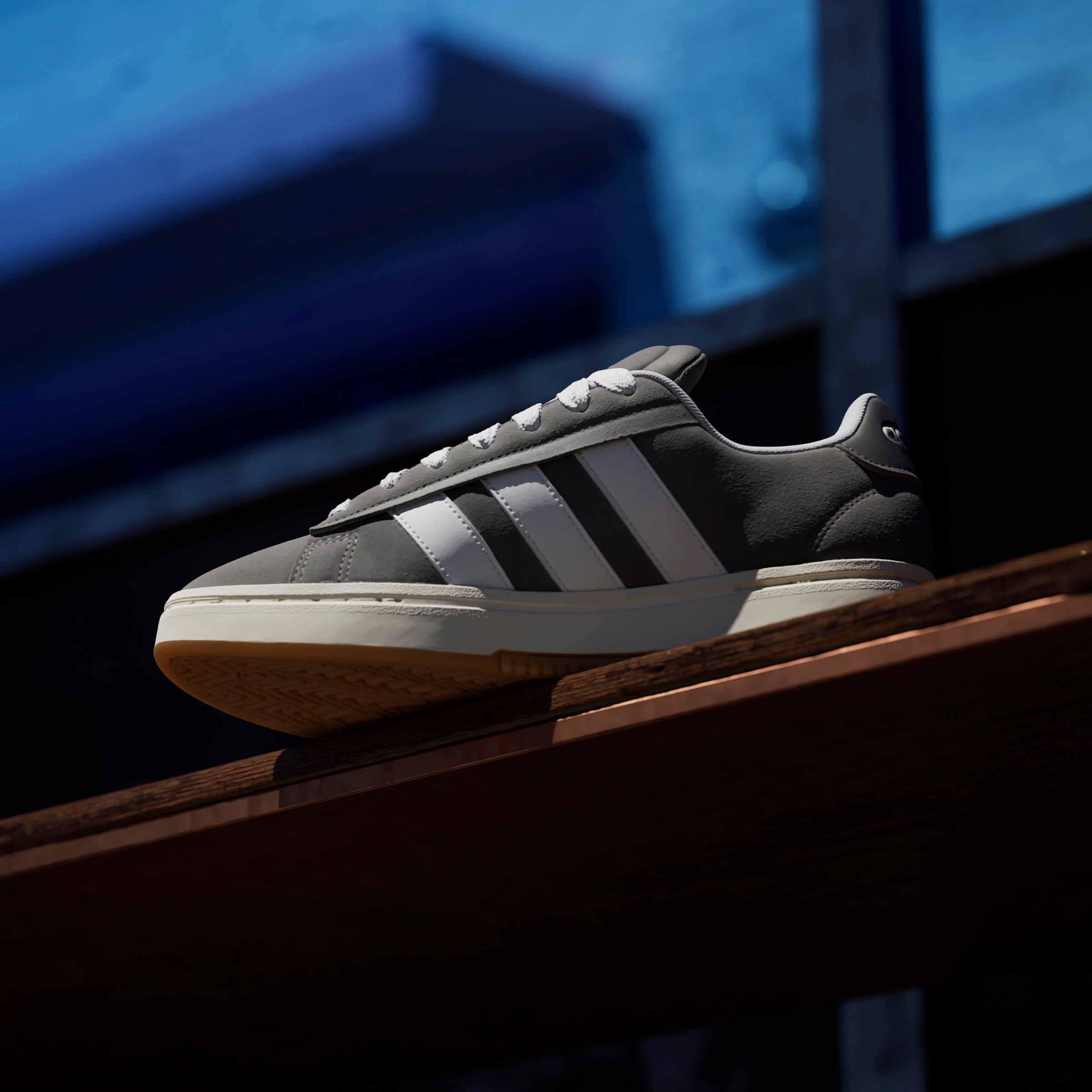 adidas Sportswear Sneaker »GRAND COURT ALPHA«  Design inspiriert vom adidas Campus 00