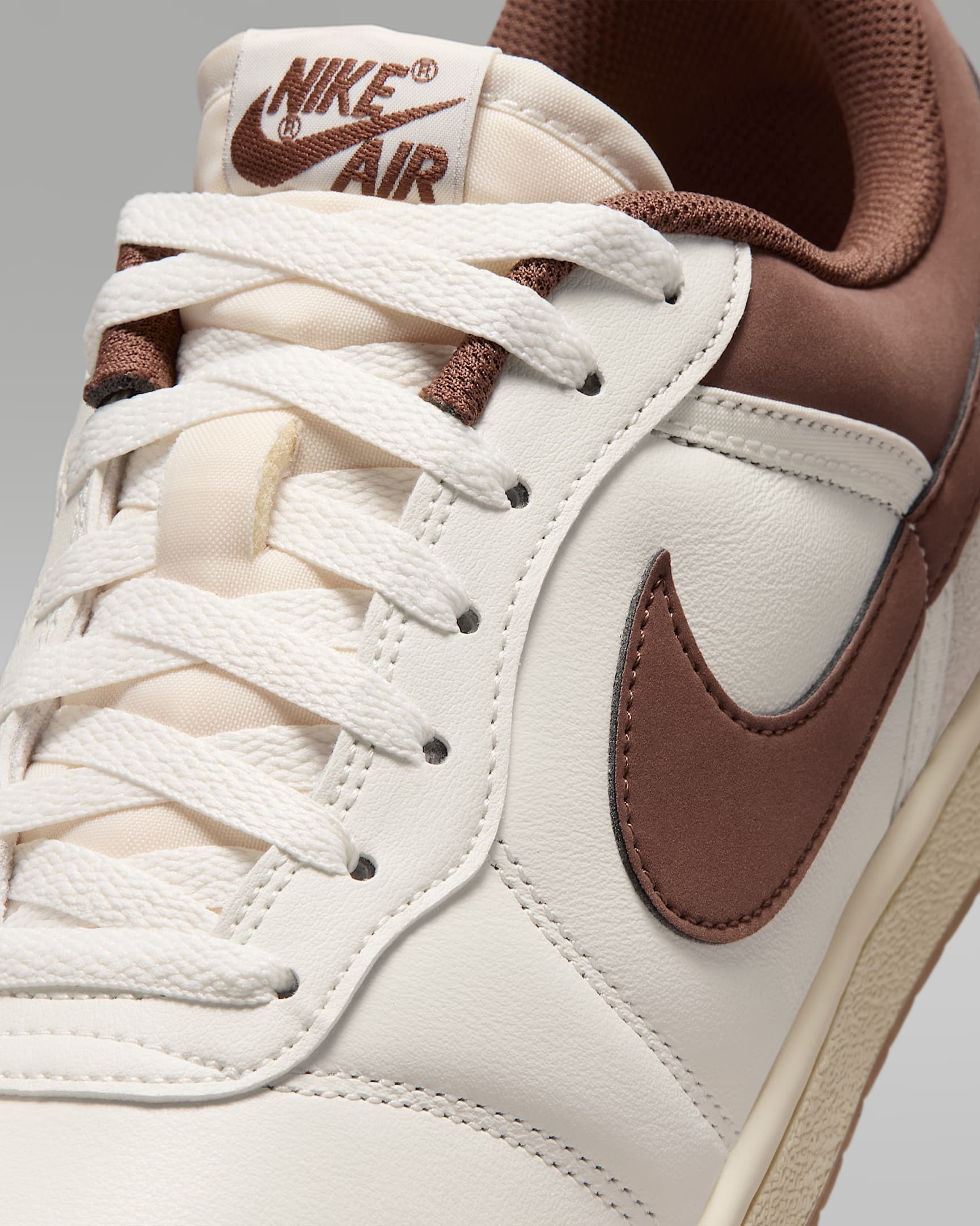 Jordan Sneaker »Air Jordan Skyline Low LE«  inspiriert vom Design des Nike Air Jordan 1