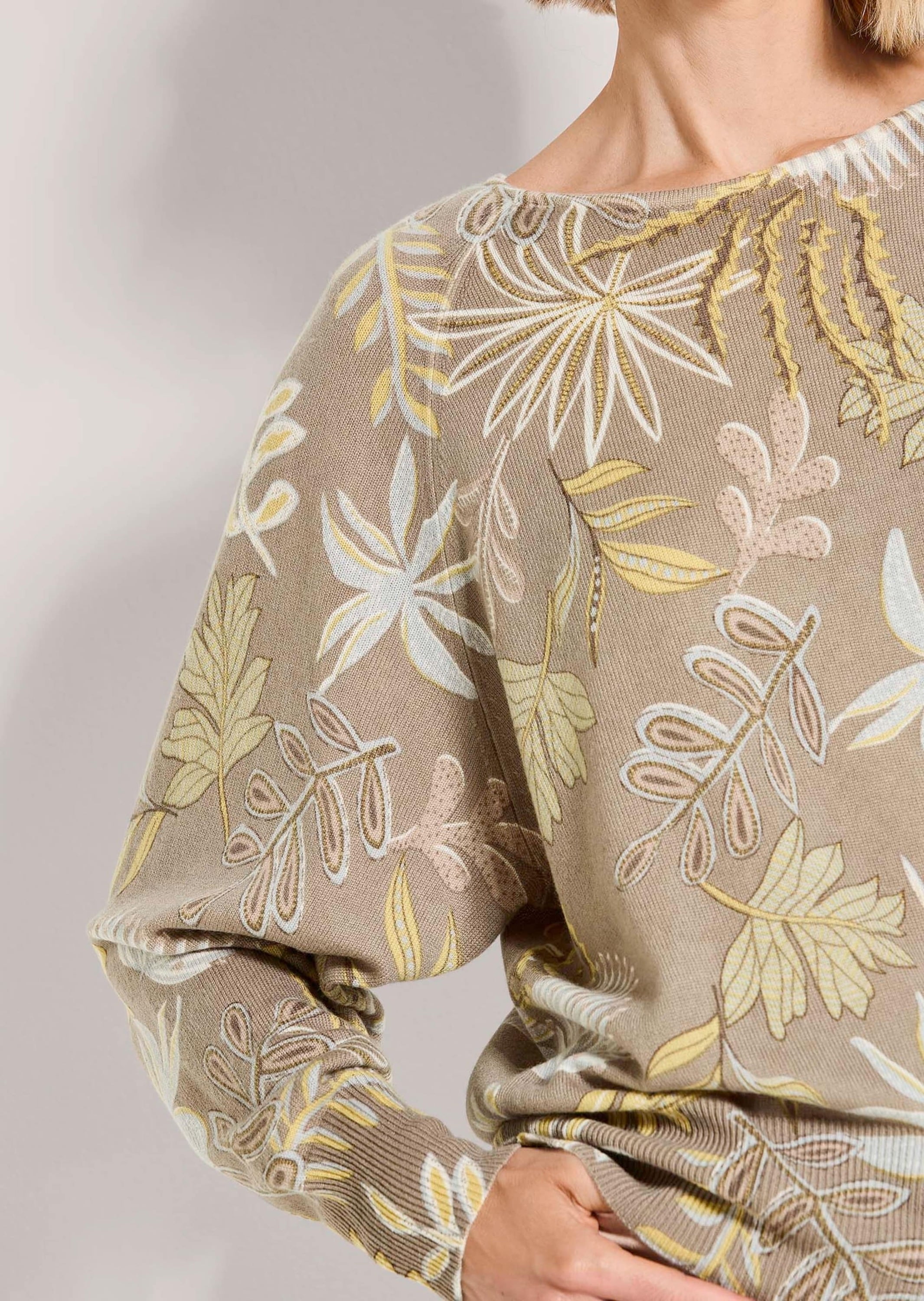 MADELEINE Longpullover »Kaschmirpullover Sommerpullover mit Blättermuster« Sanftes Blättermuster