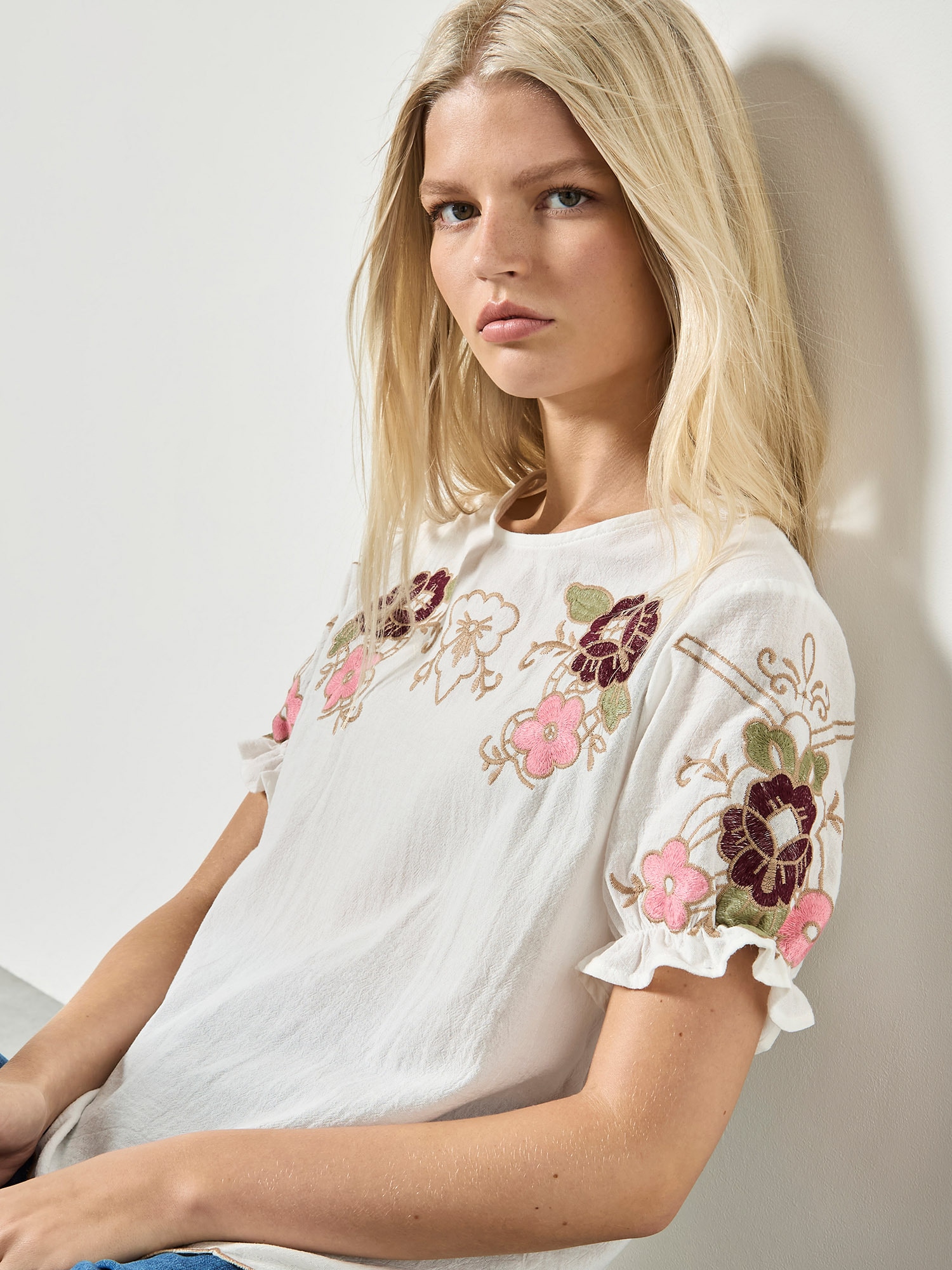 Apricot Spitzentop »Top« mit Rüschenärmeln