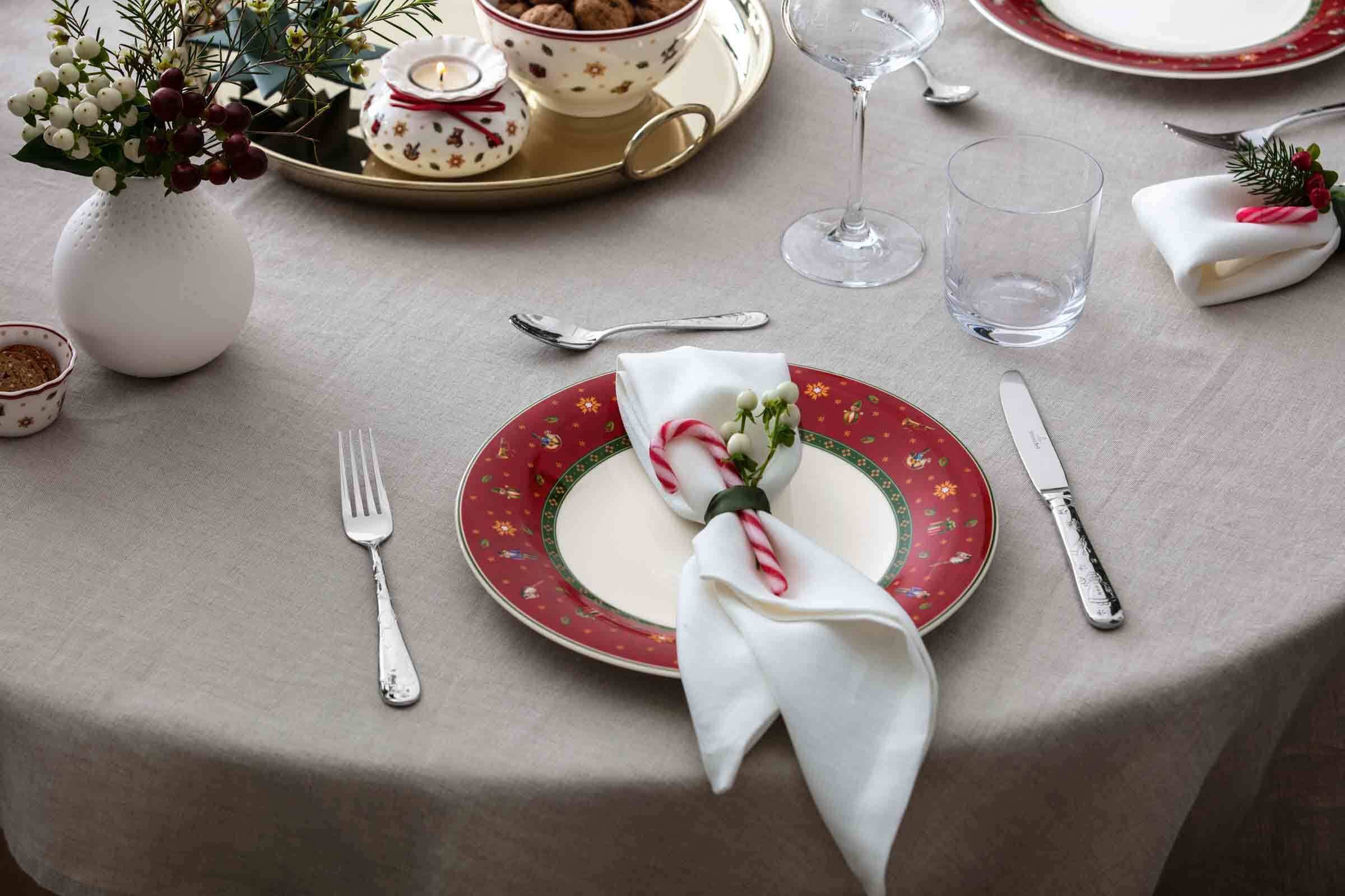 Villeroy & Boch Speiseteller »Speiseteller Toy's Delight ø 26,8 cm rot«