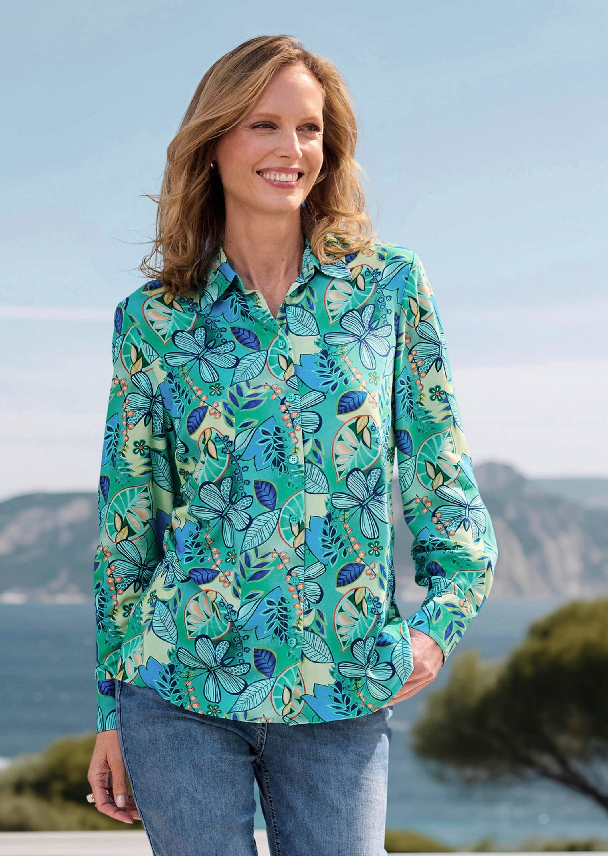 GOLDNER Kurzarmbluse »Kurzgröße Blusenshirt mit floralem Print« figurschmeichelnde Schnittführung