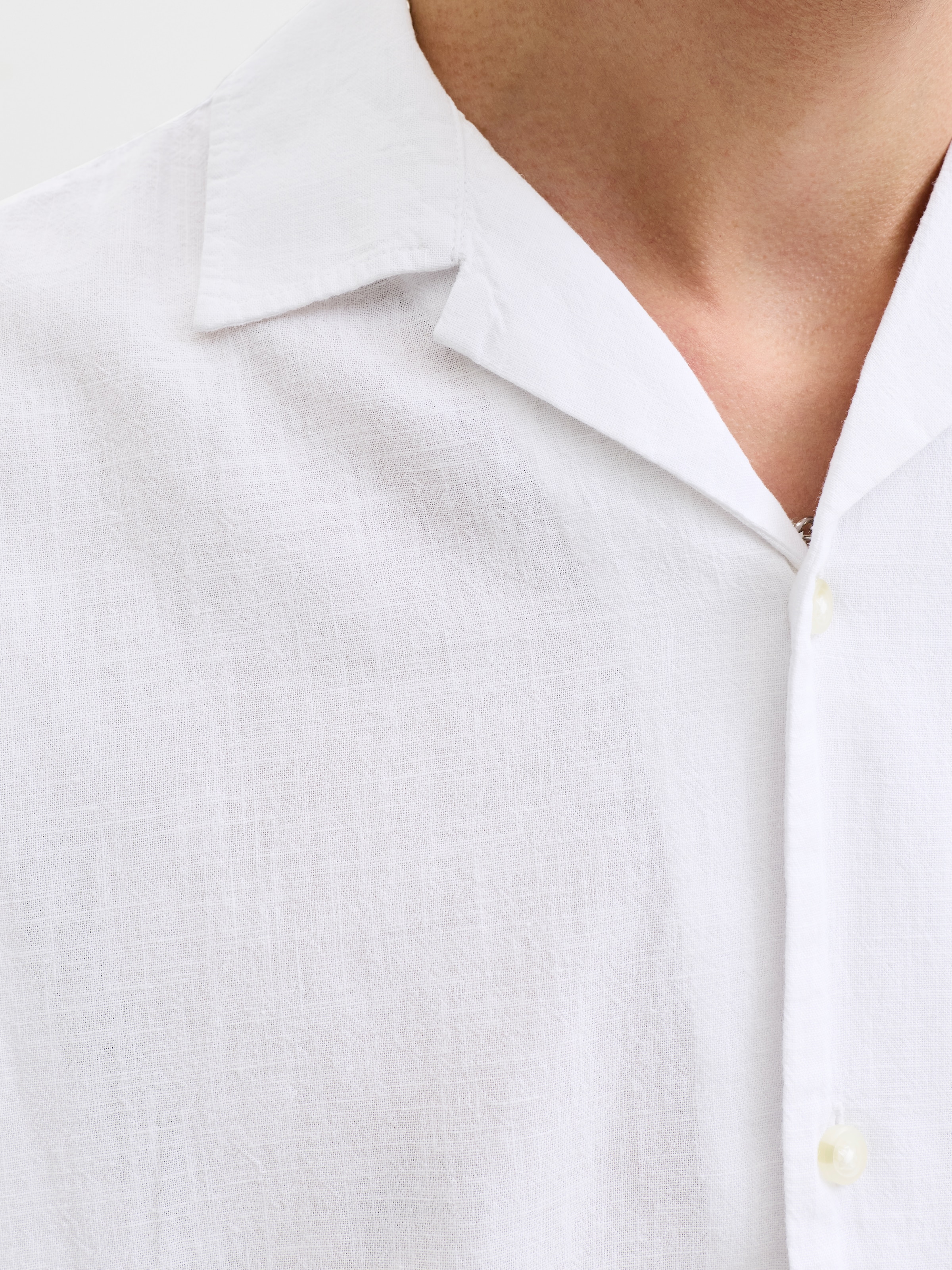 Jack & Jones Kurzarmhemd »JJESUMMER LINEN BLEND RESORT SHIRT SS SN« Baumwollmischung, relaxed fit