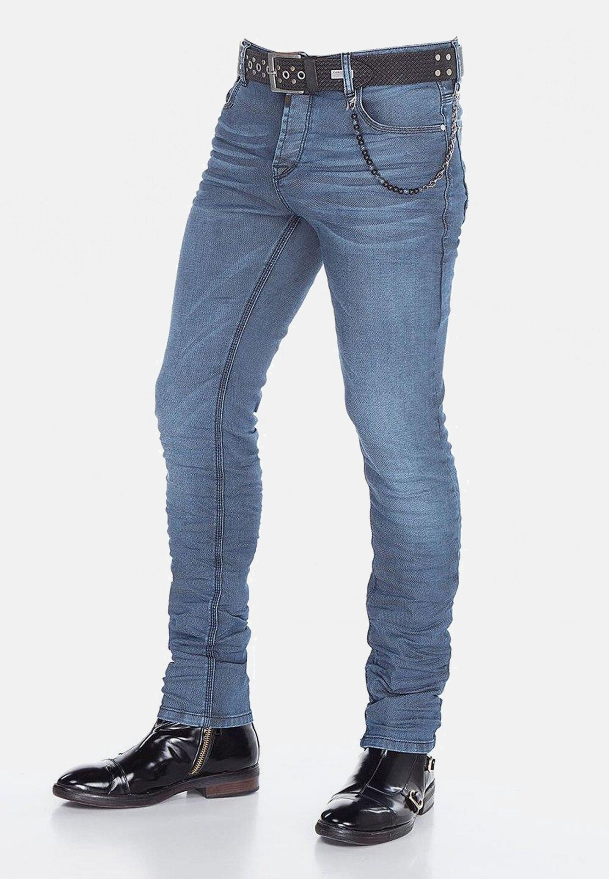 Cipo & Baxx Röhrenjeans »Cipo & Baxx Jeans« mit Elasthanzusatz, CD374