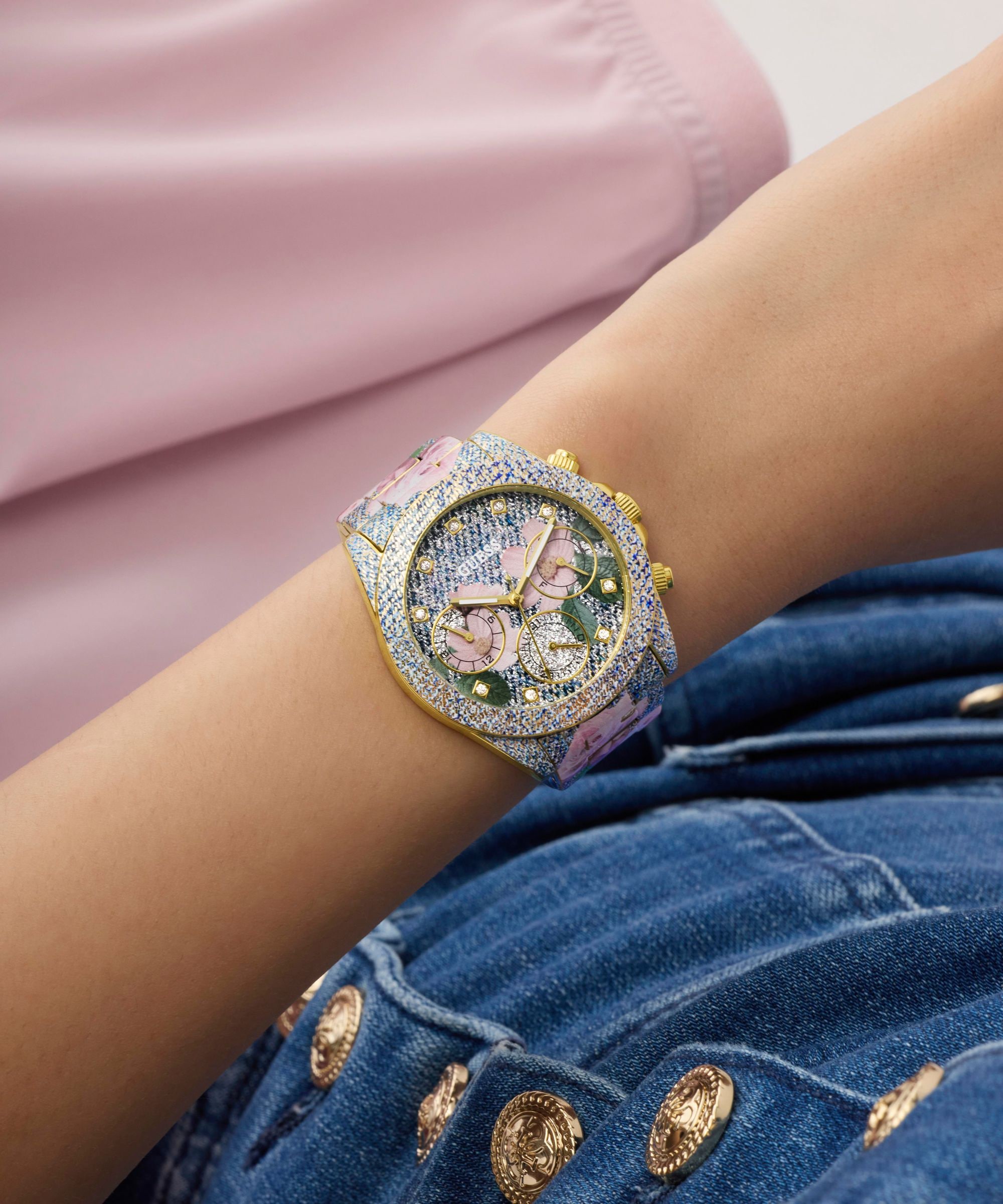 Guess Multifunktionsuhr »ROSALIE« Quarzuhr, Armbanduhr, Damenuhr, Edelstahlarmband, analog, Wochentag