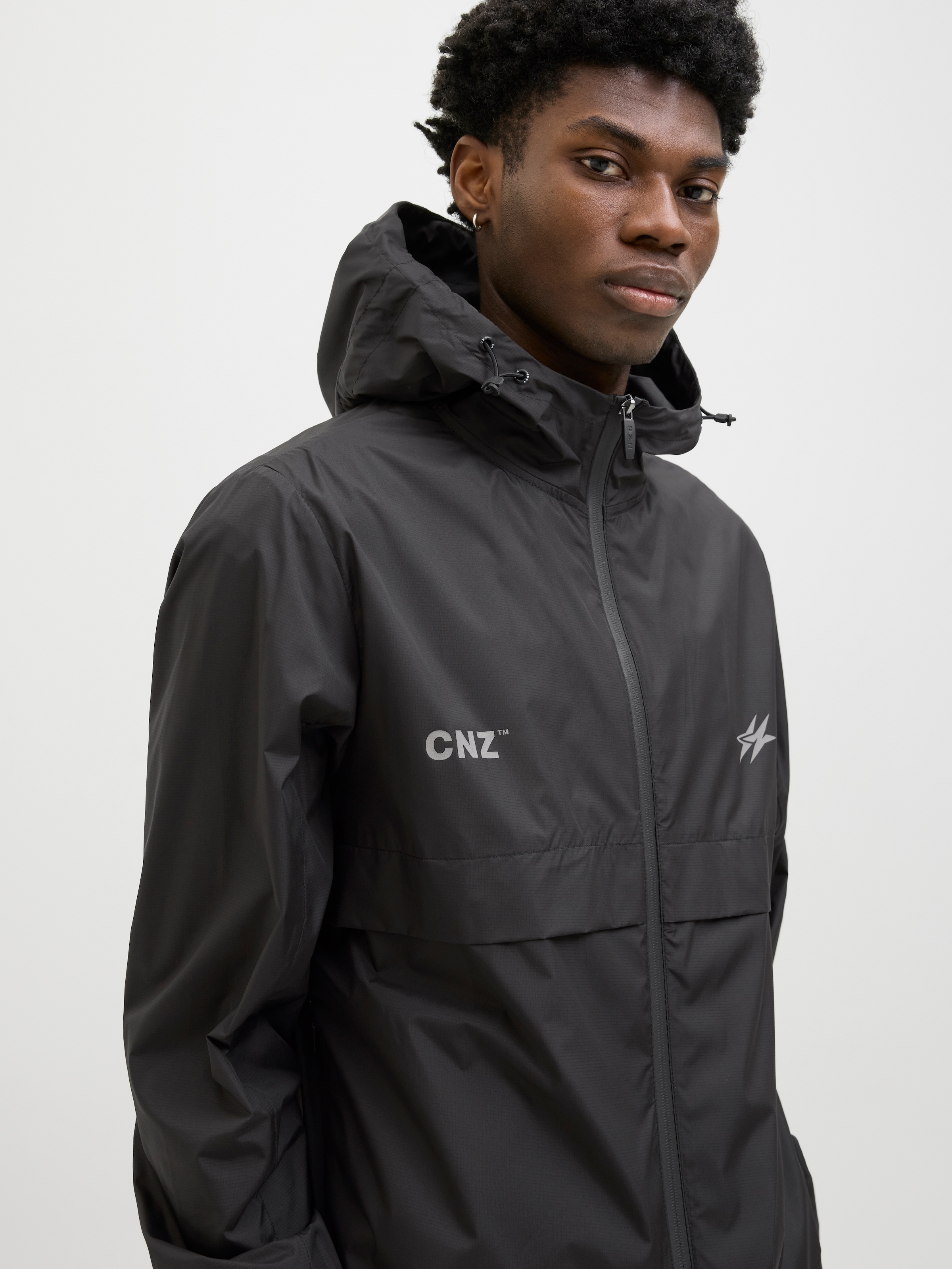 Jack & Jones Windbreaker »JCOCNZ PARIS WINDBREAKER JACKET NOOS«, mit Kapuze