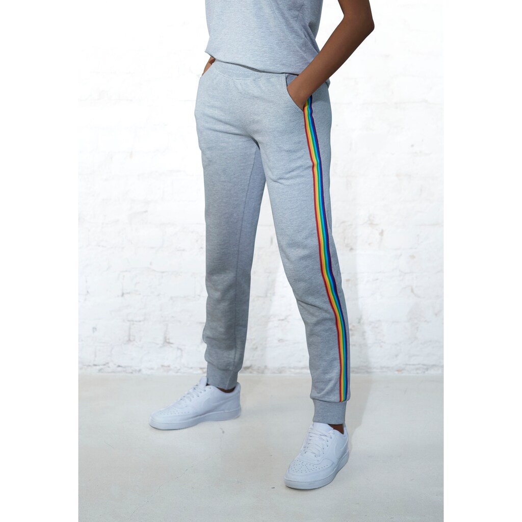 LASCANA Sweatpants »Pride«, mit seitlichem Regenbogen Piping