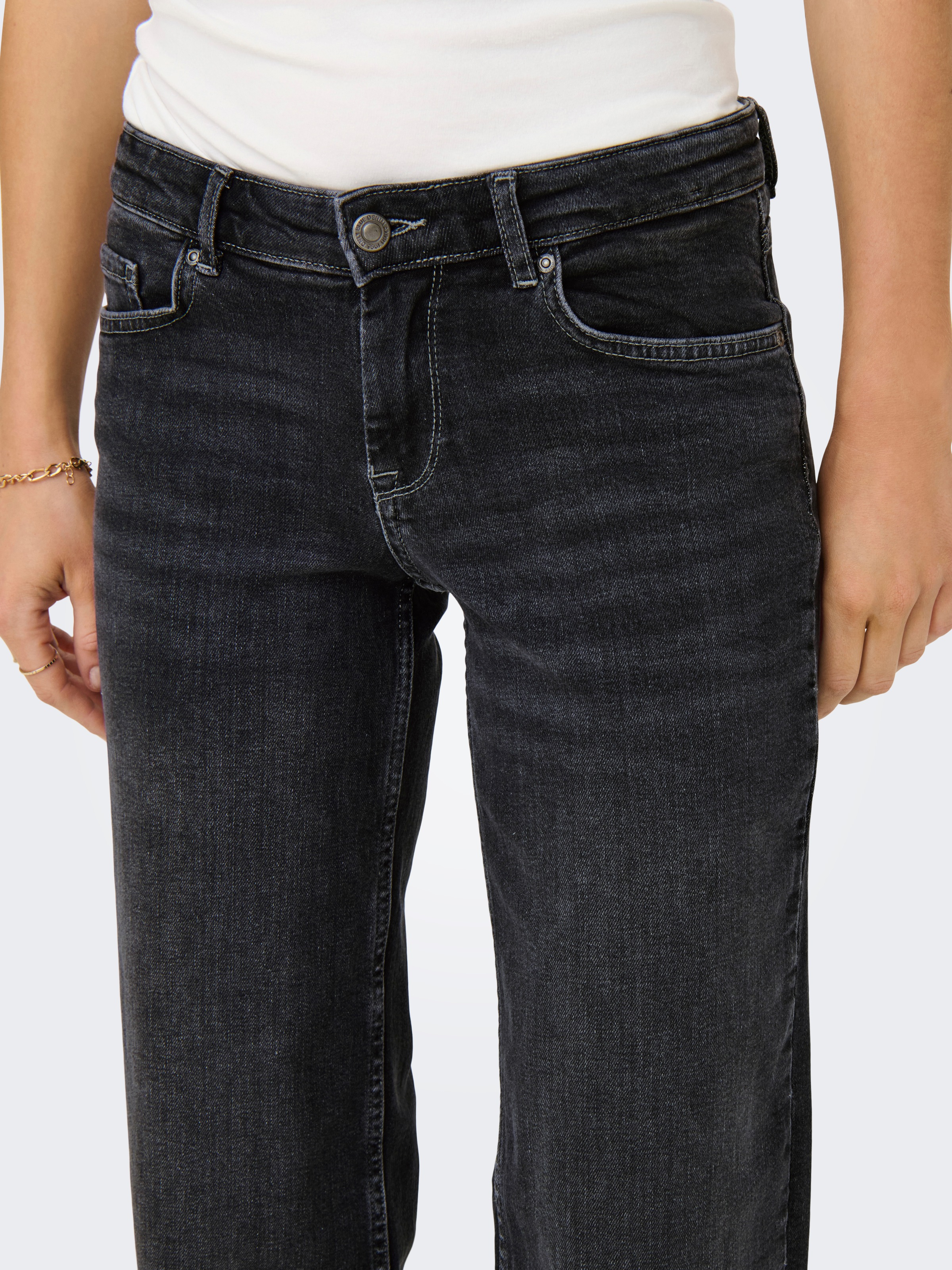 ONLY Straight-Jeans »ONLJUDY-O LW WIDE LEG DNM TAI850 NOOS« in dunkler Waschung, gerade Form, niedrige Leibhöhe