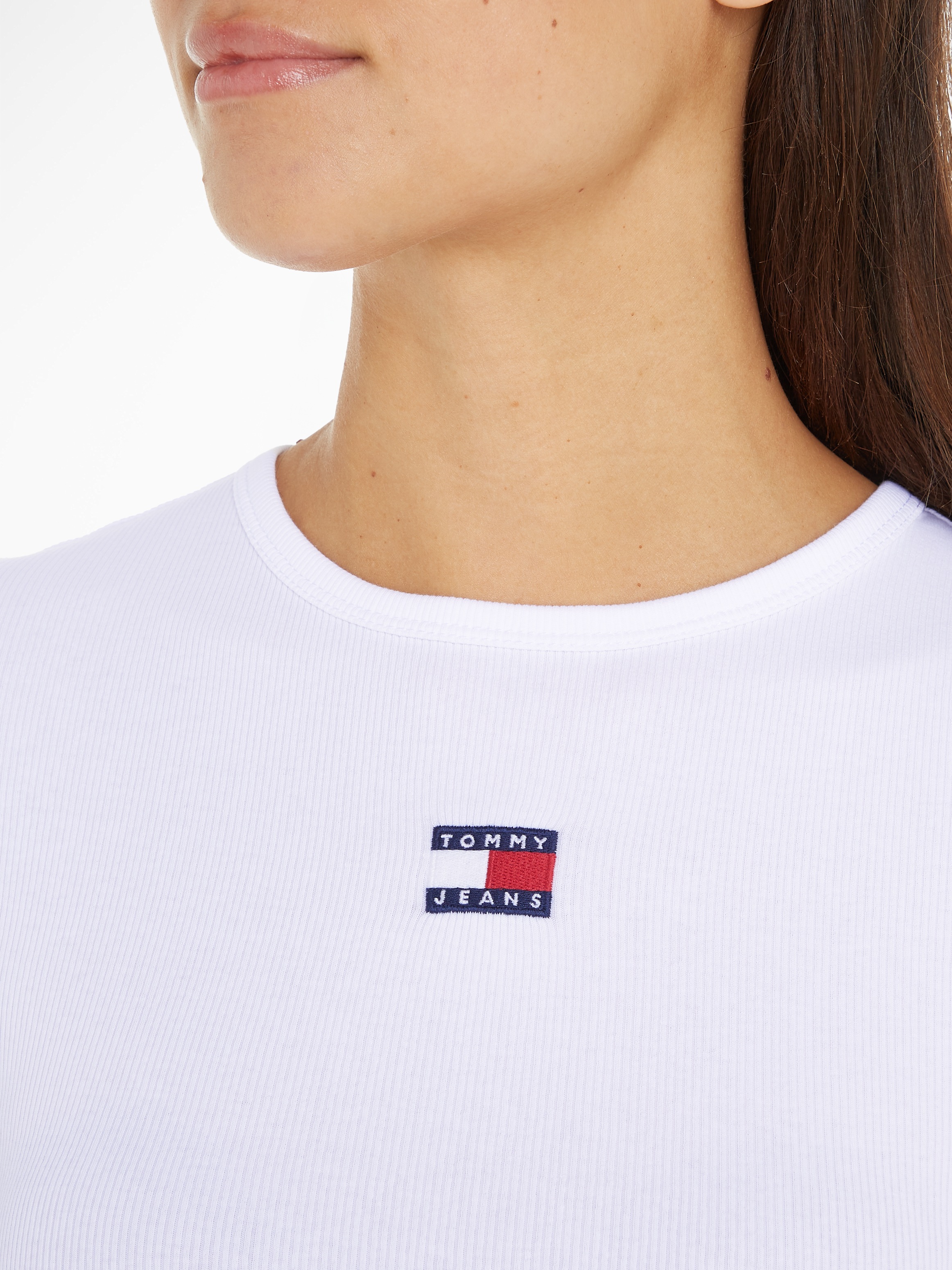 Tommy Jeans T-Shirt »TJW SLIM BADGE RIB TEE«, in Rippoptik