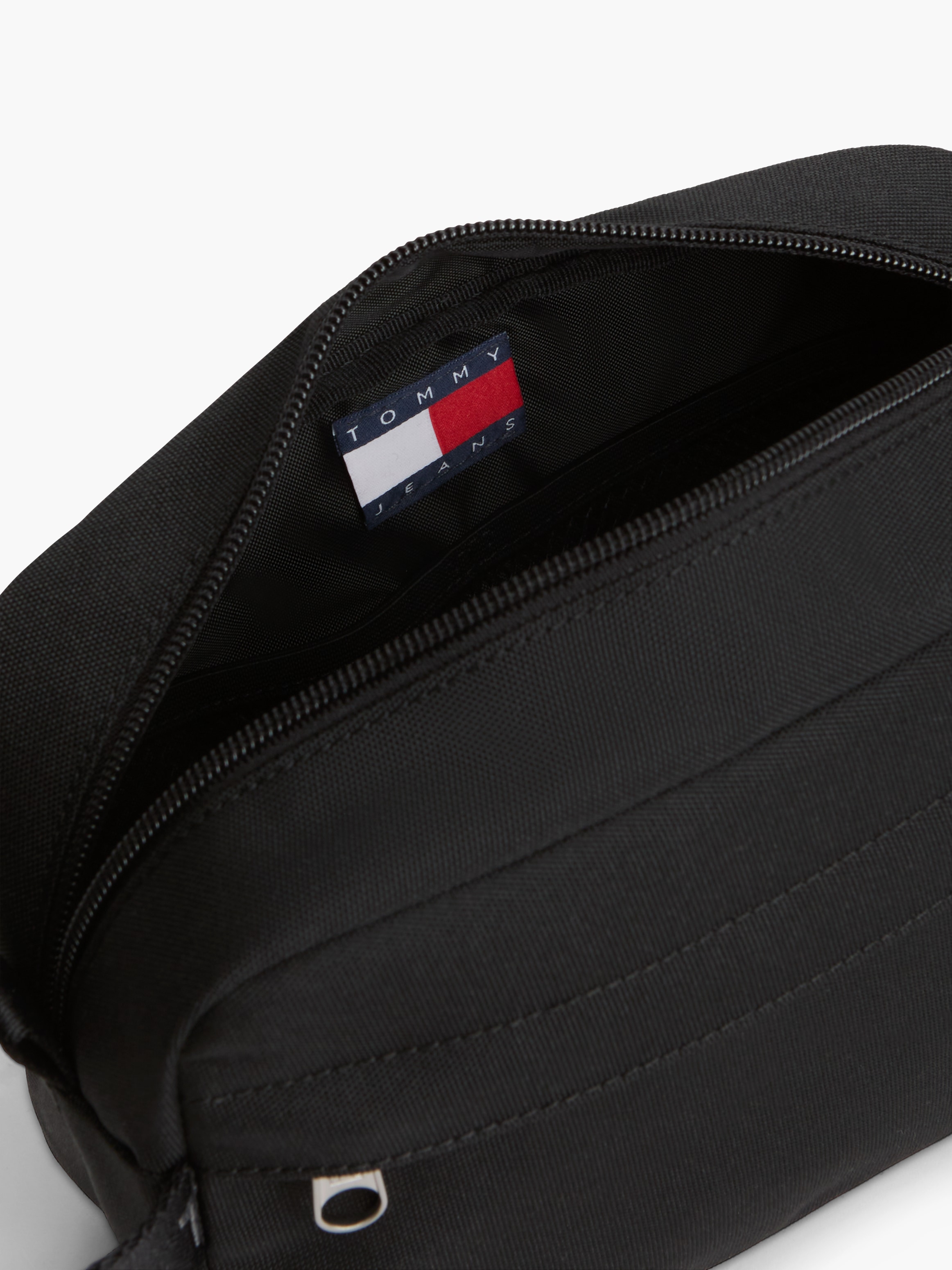 Tommy Jeans Kulturbeutel »TJM ESS DAILY WASHBAG« Unisex Waschbeutel, Minibag für Reisen super geeignet