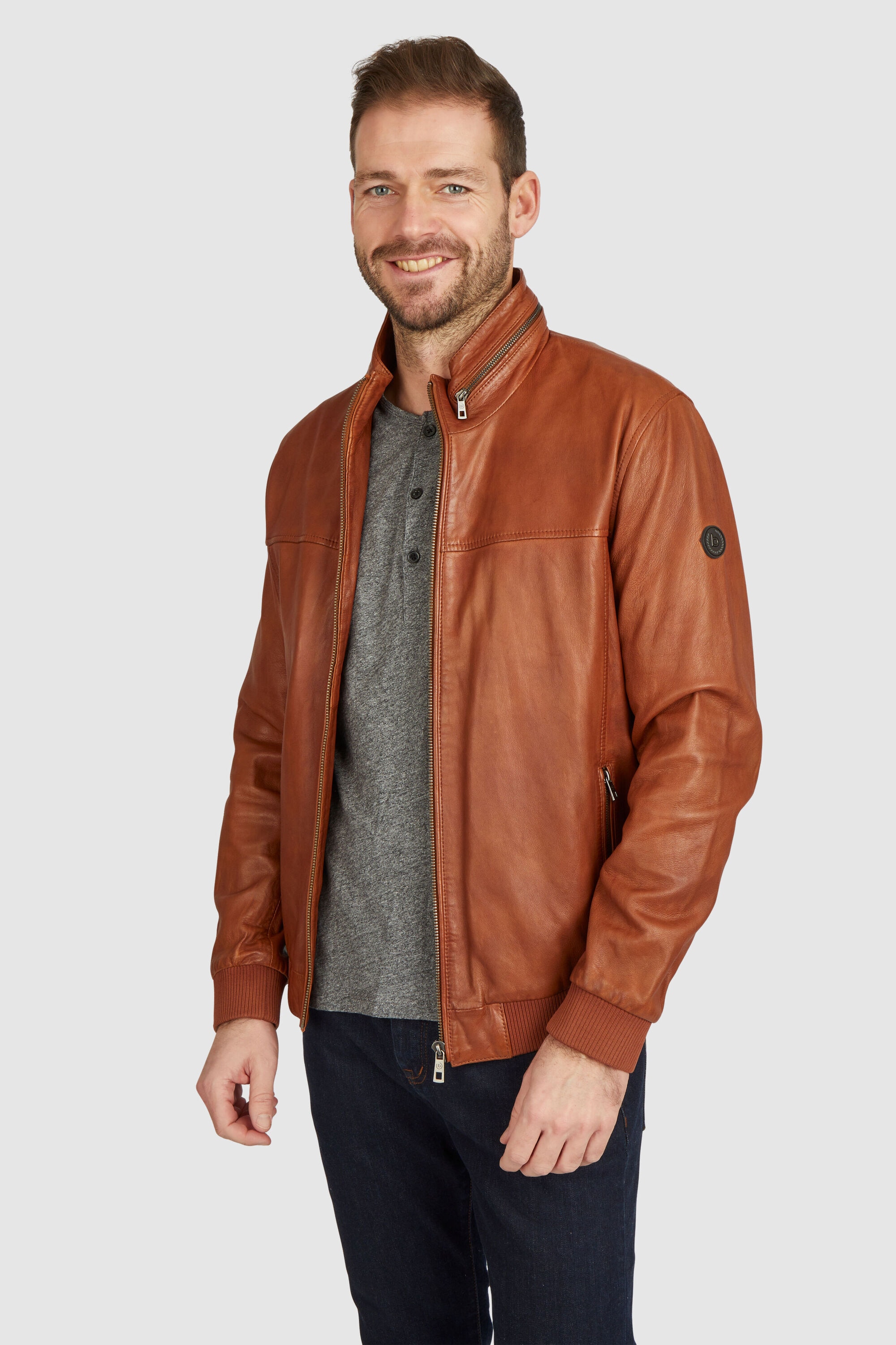 bugatti Blouson »BUFABIANO« ohne Kapuze mit Riegeln und Steppungen