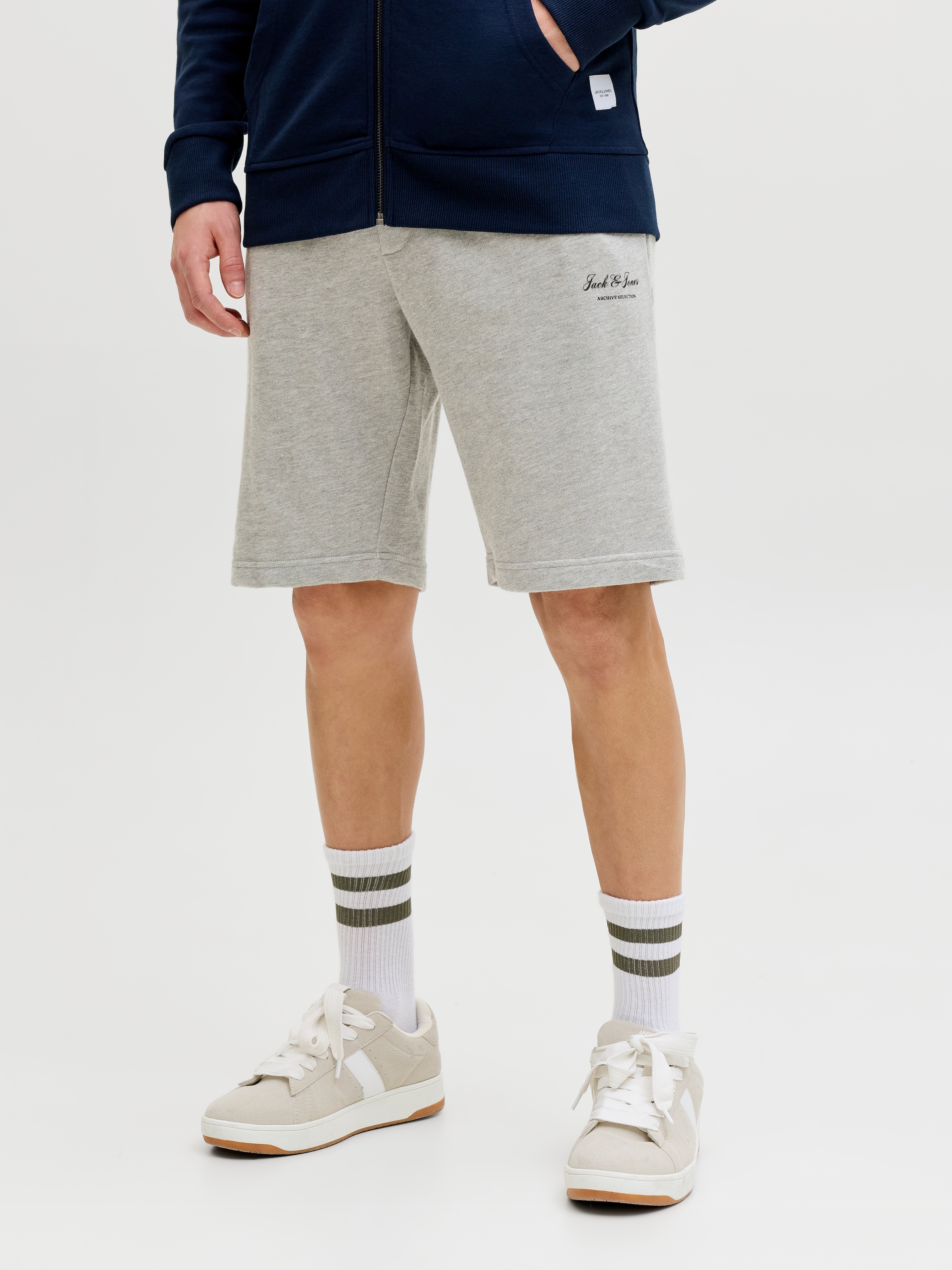 Jack & Jones Laufshorts »JPSTGORDON ARCHIVE SWEAT SHORTS MID SN«  mit Kordelzug