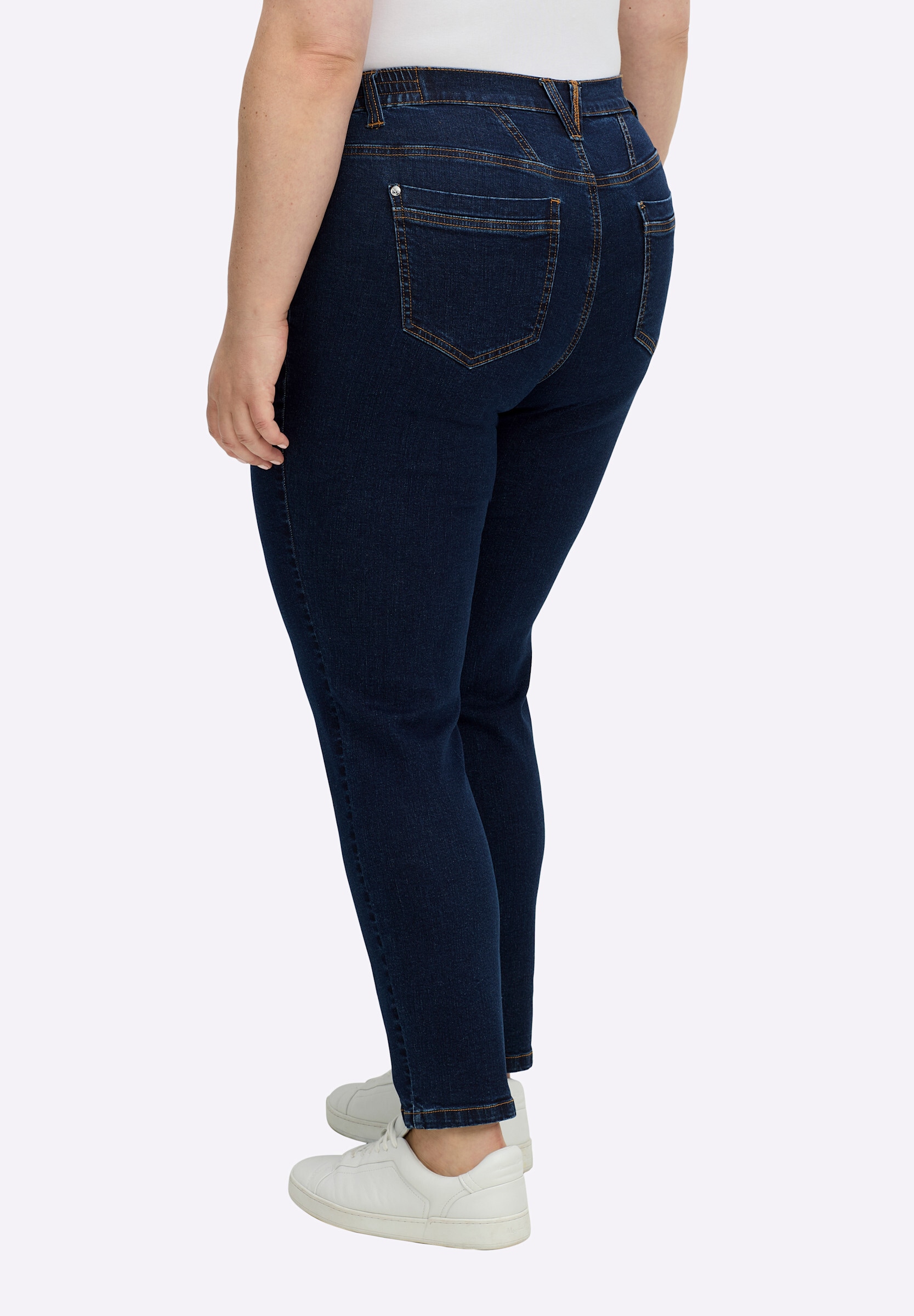 Sheego Bequeme Jeans »Jeans Jeans schmal, mit bequemem Oberschenkel«