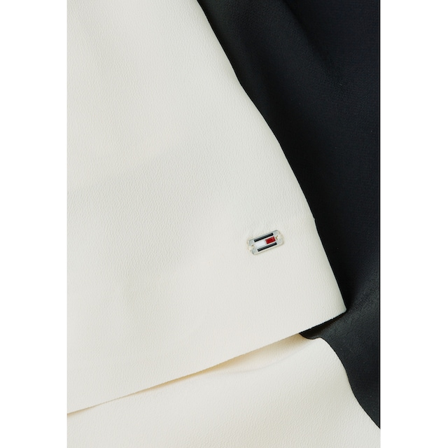 Tommy Hilfiger Blusenkleid »VISCOSE BLOCKED KNEE DRESS«, mit Logopatch bei  OTTOversand