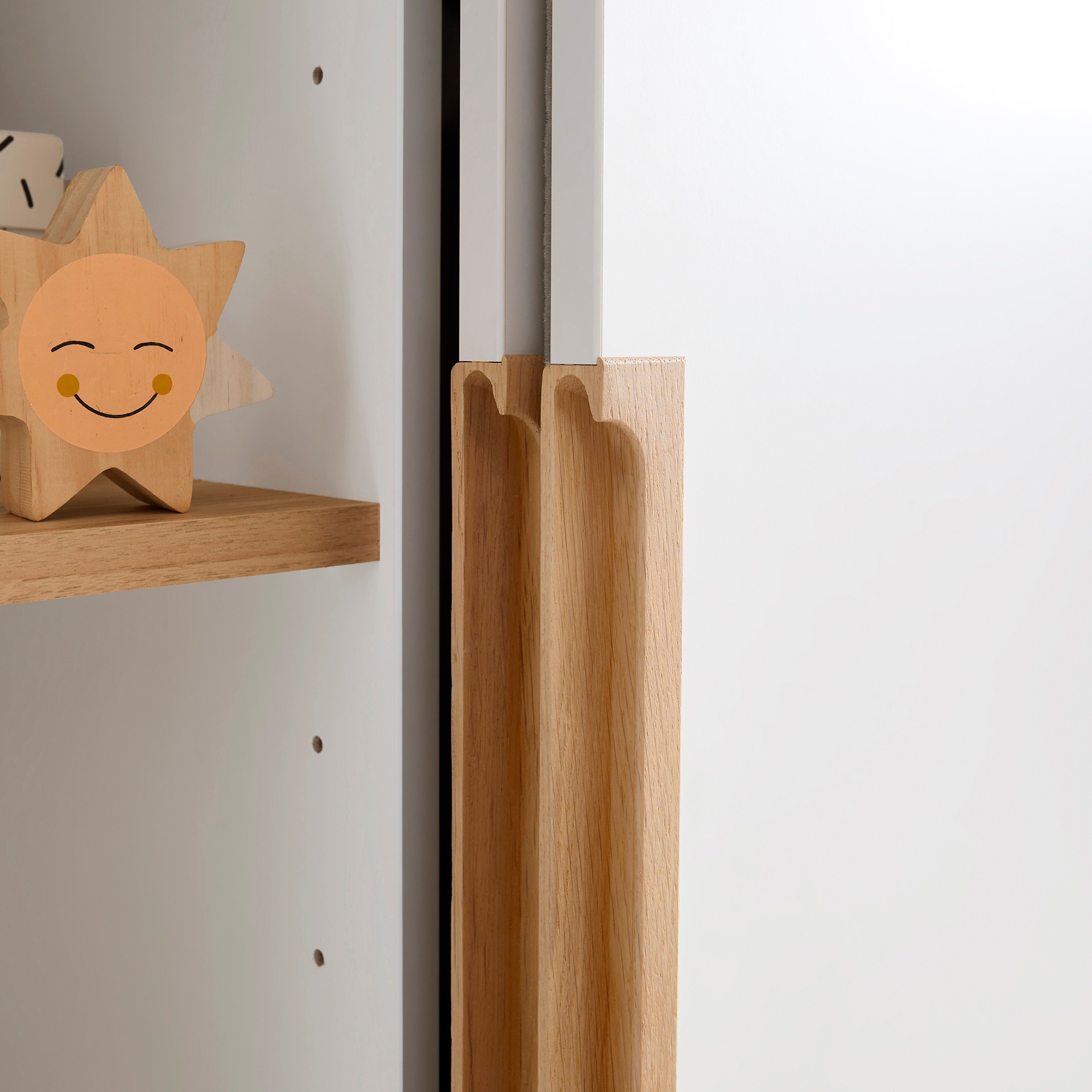 PAIDI Kleiderschrank »YOLANDA 2T2S breit«, Schiebetüren mit hochwertigen Aluminiumschienen, 2 Schubladen