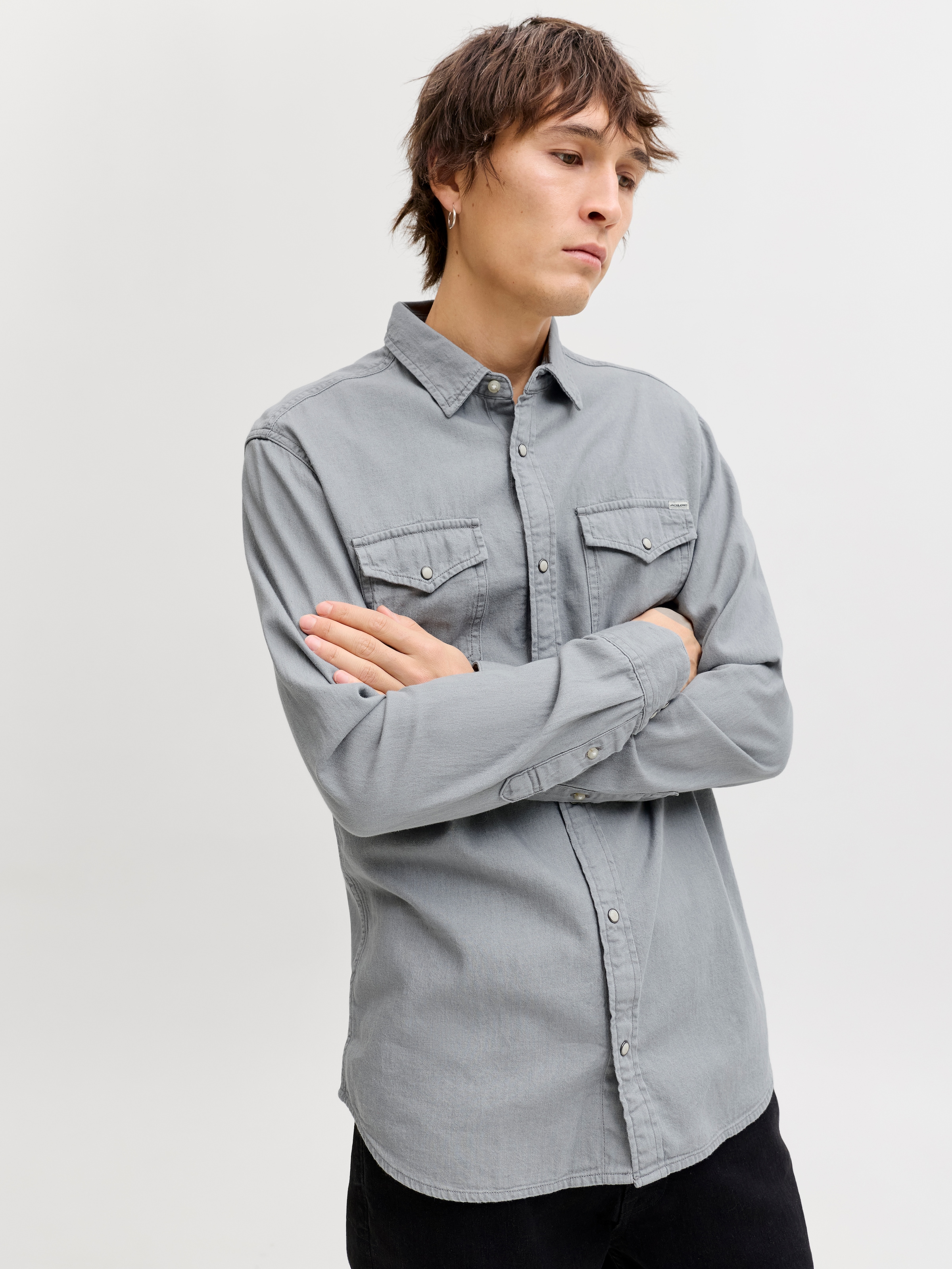 Jack & Jones Jeanshemd »JJESHERIDAN im Workwear-Stil mit robuster Baumwollqualität« unifarben, modisch, slim fit, Baumwolle, Hemdkragen