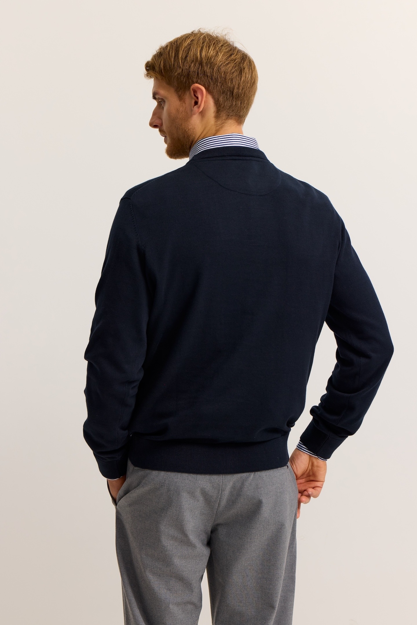 bugatti Rundhalspullover »Regular Fit« Basic Essential aus reiner Baumwolle