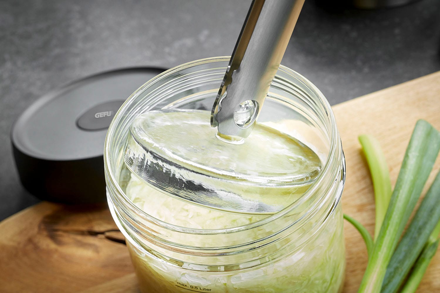GEFU Fermentationsglas »NATIVO«, (Set, 3 tlg., Glasbehälter, Deckel mit Ventil, Beschwerungsgewicht), Innovatives Ferment Vent System für optimalen Gärprozess.
