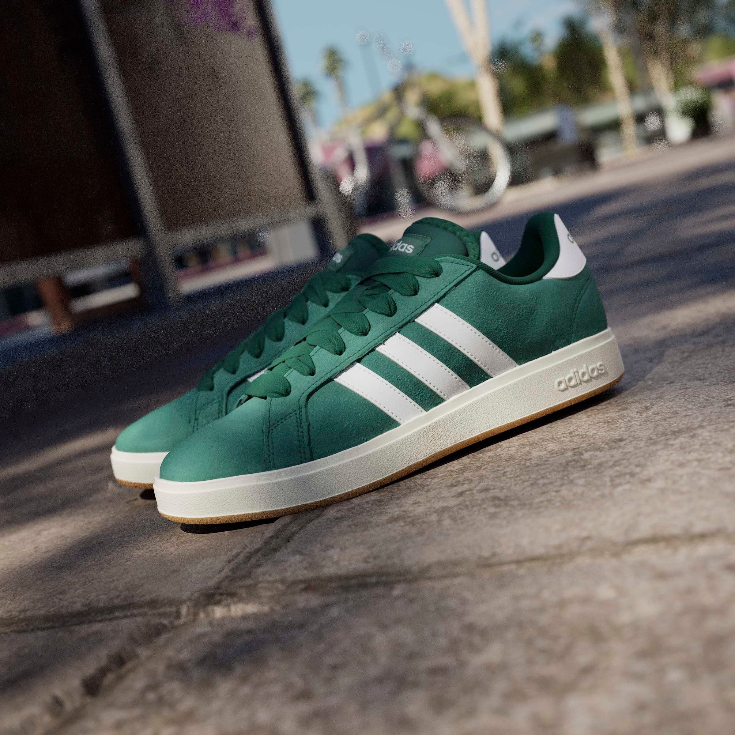 adidas Sportswear Sneaker »GRAND COURT BASE 00S«  Design auf den Spuren des adidas Campus 00