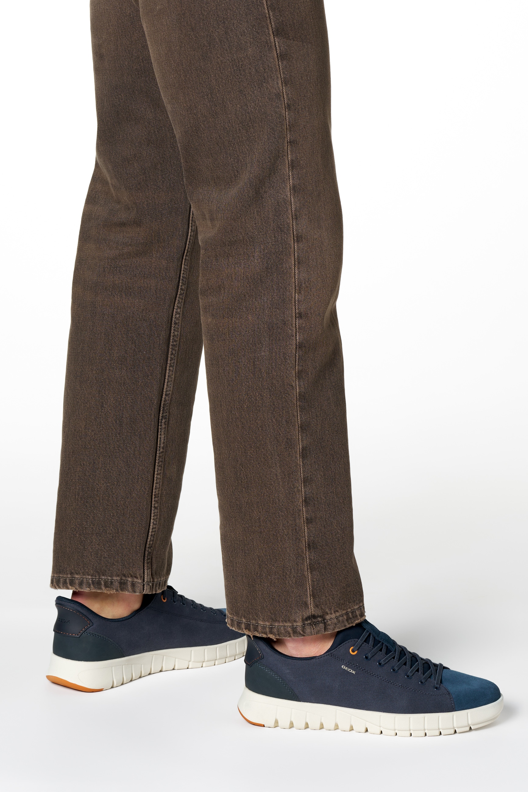 Geox Slip-On Sneaker »U FLEXTRIDE PLUS«  Freizeitschuh, Schlüpfschuh mit Logoschriftzügen und Kontrastbesatz