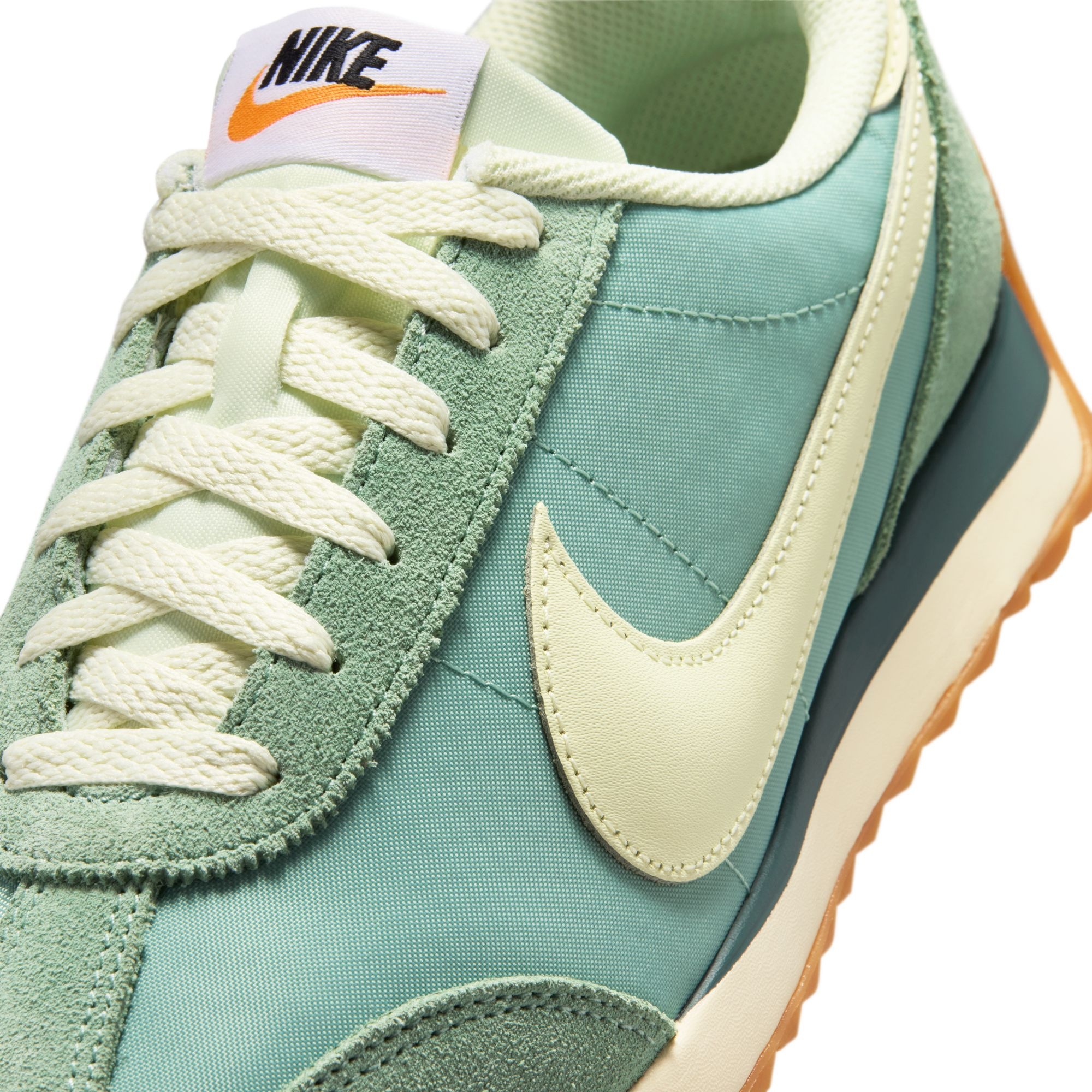 Nike Sportswear Sneaker »Pacific«  inspiriert vom Design des Nike Cortez