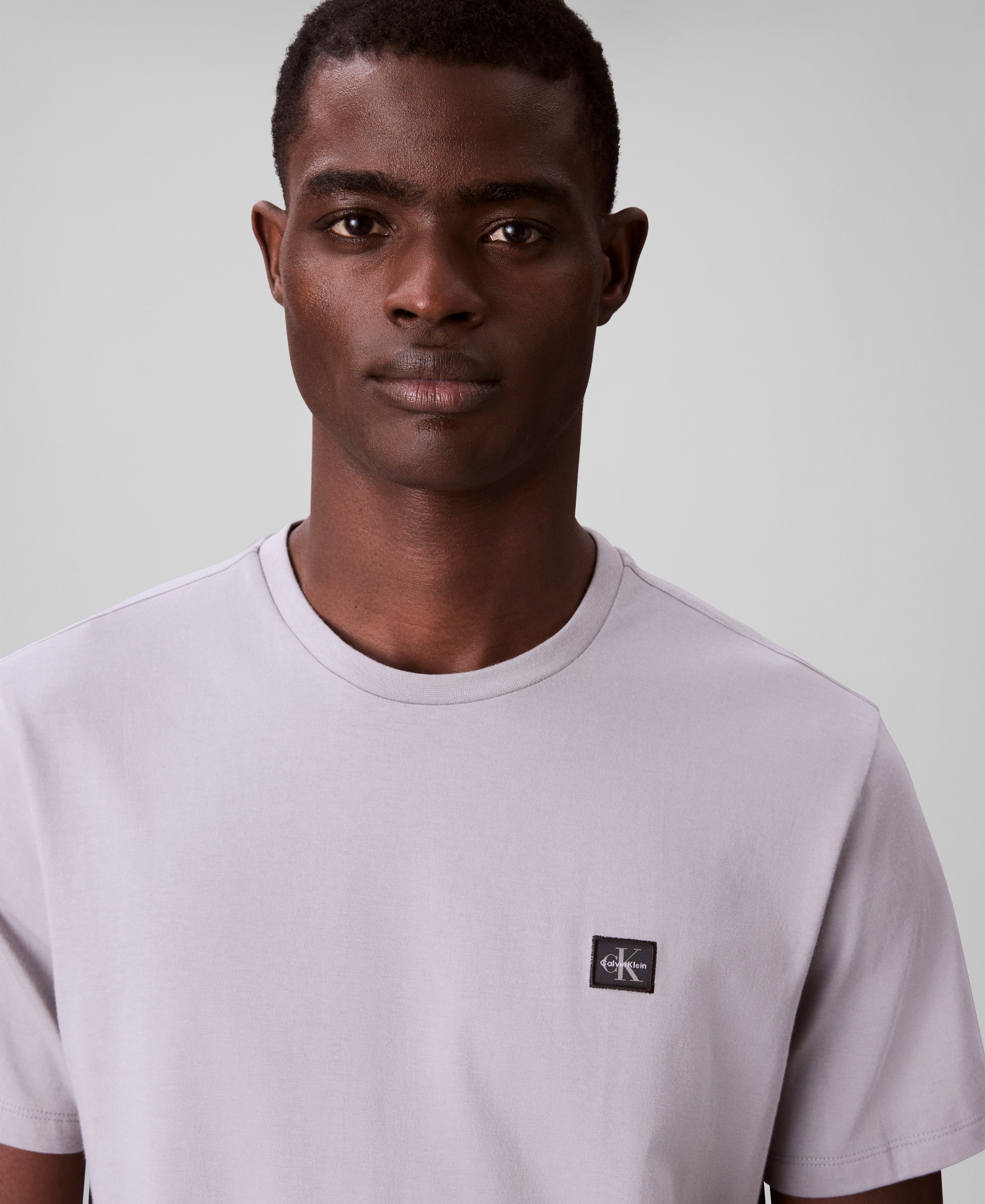 Calvin Klein Jeans T-Shirt »SS BADGE 30S JERSEY CLASSIC TEE« Mit Rundhalsausschnitt