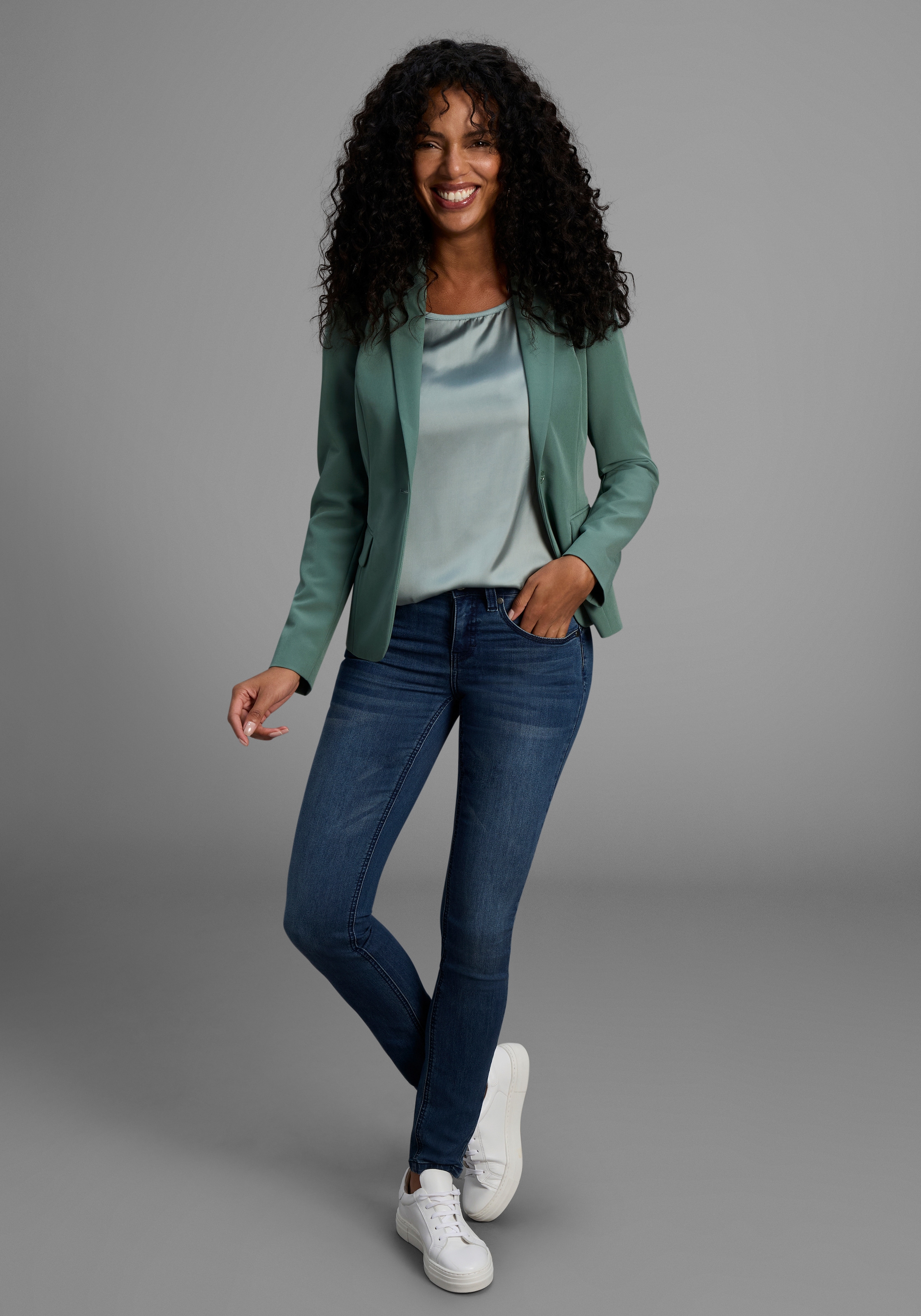 Arizona Skinny-fit-Jeans »Shaping«, skinny Passform, normale Leibhöhe, in Stretch-Qualität, Used-Look