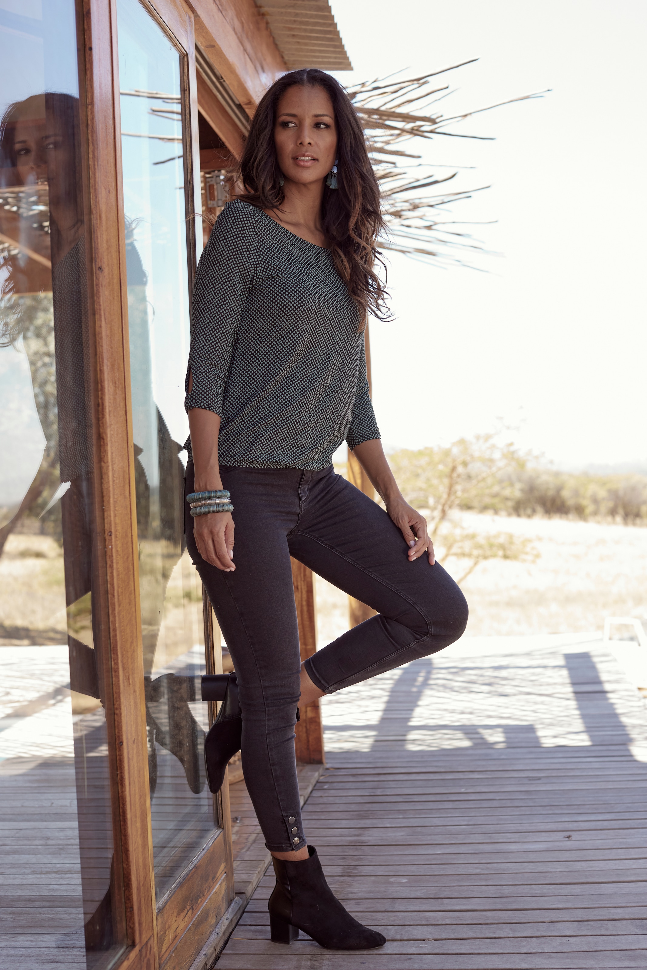 LASCANA 3/4-Arm-Shirt »mit kleinem Cut-Out am Ärmelsaum«, (2er-Pack), aus weichem Viskose-Stretch
