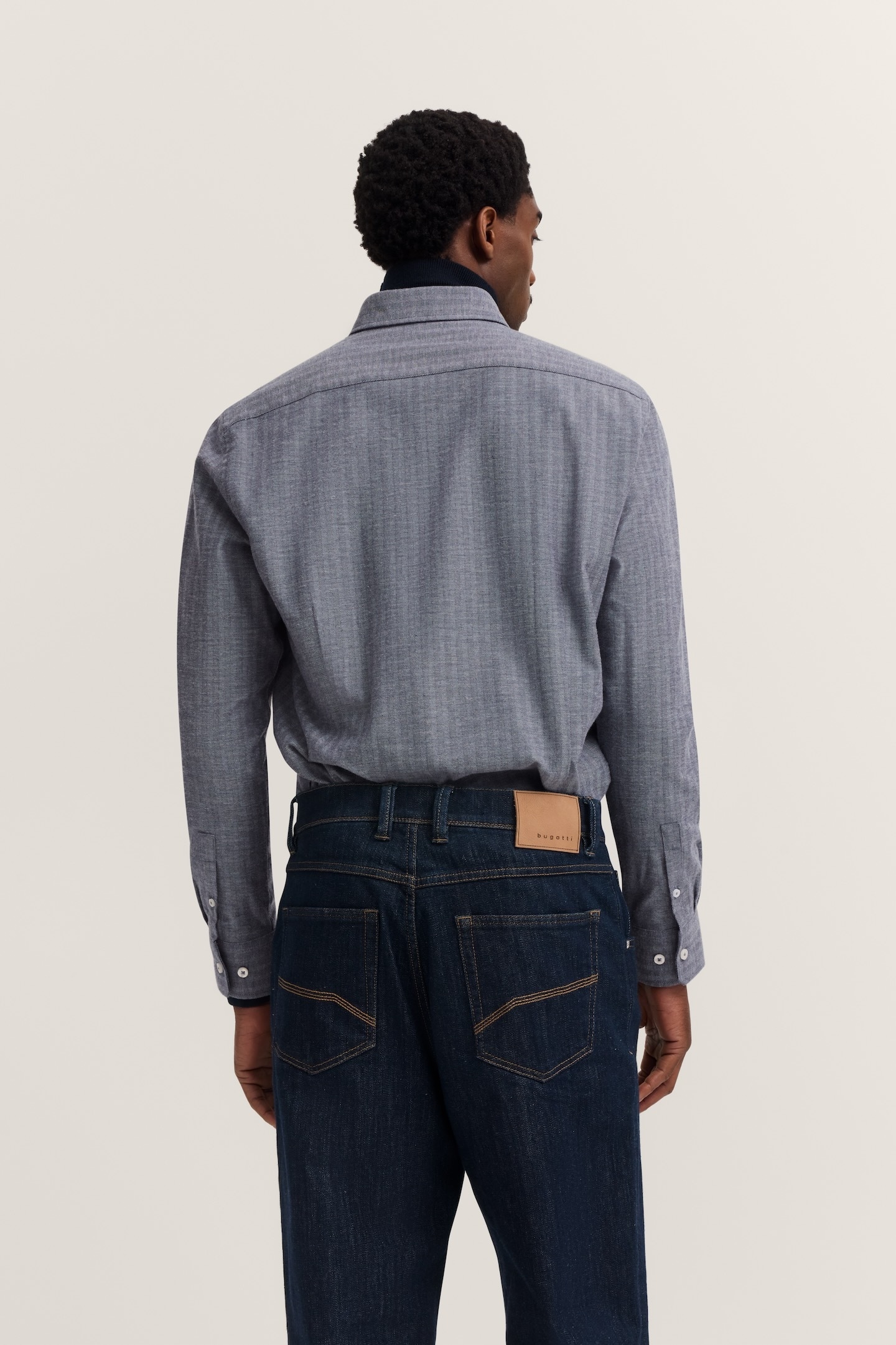 bugatti Langarmhemd »Soft Cotton« im Modern Fit mit Button-Down Kragen