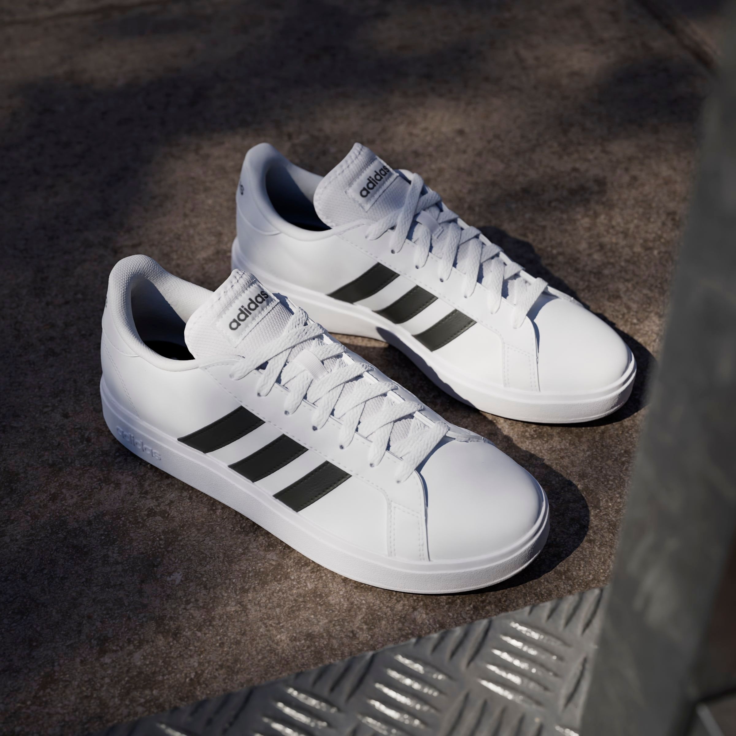 adidas Sportswear Sneaker »GRAND COURT TD LIFESTYLE COURT CASUAL«, Design auf den Spuren des adidas Superstar