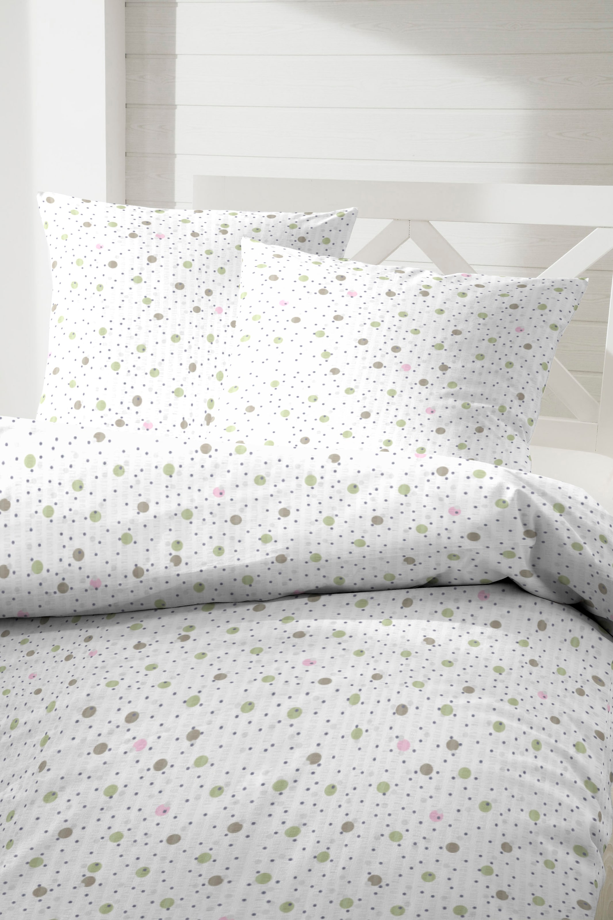Primera Bettwäsche »Soft-Seersucker Bettwäsche Konfetti«, mit kleinen Punkten