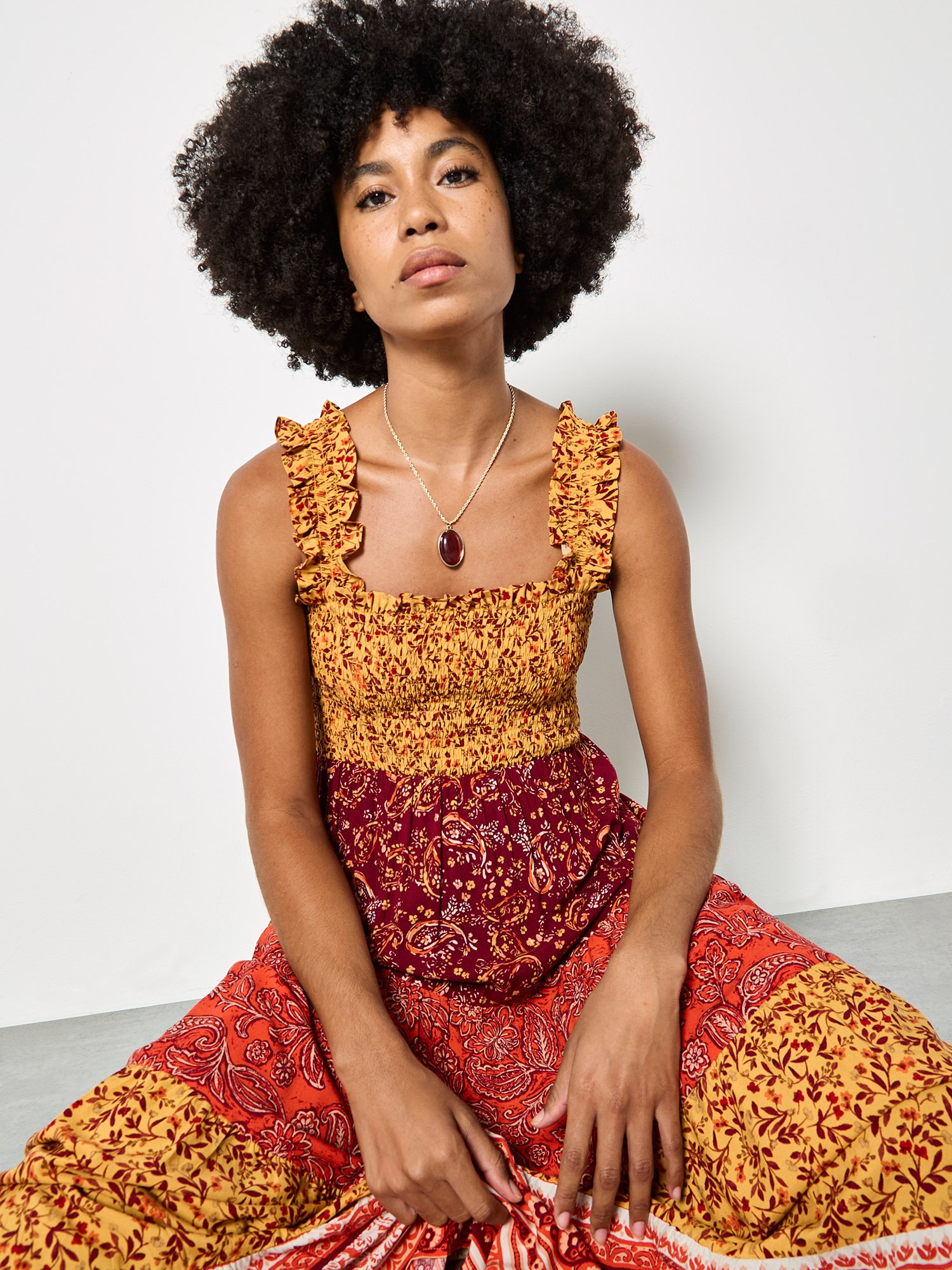Apricot Maxikleid »Maxikleid« mit Blumen- und Paisley-Muster