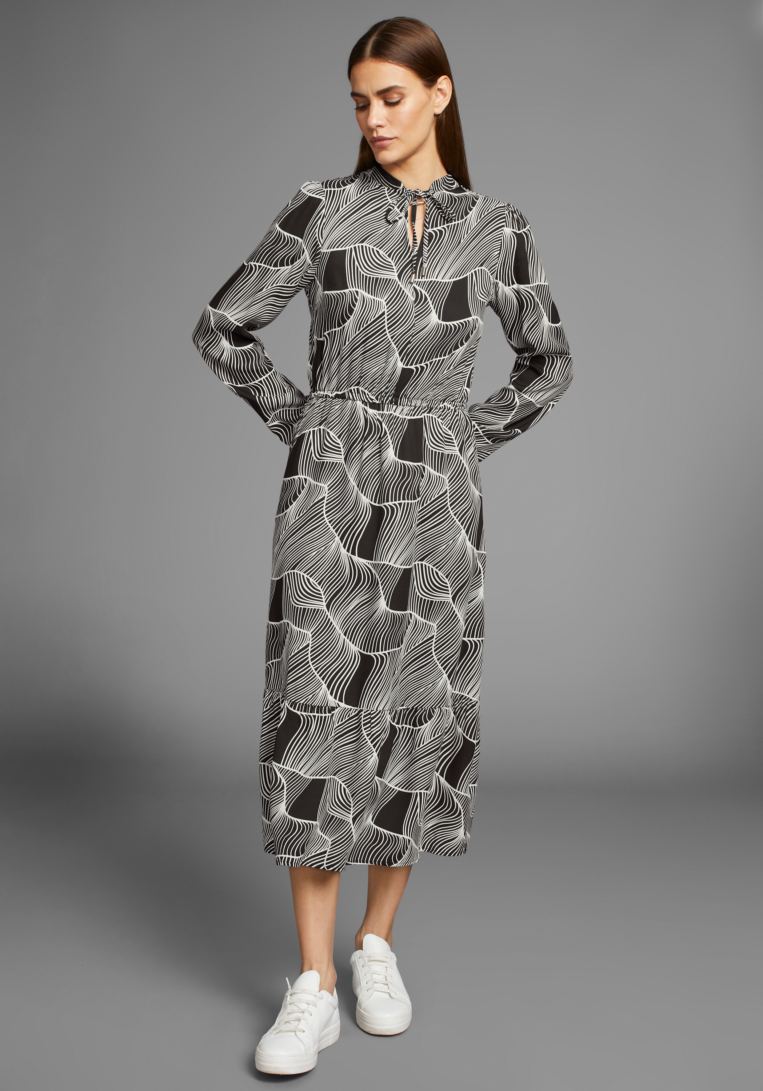 Hechter Paris Damen Midikleid Außentasche mit modischen Print in schwarz, Größe 36