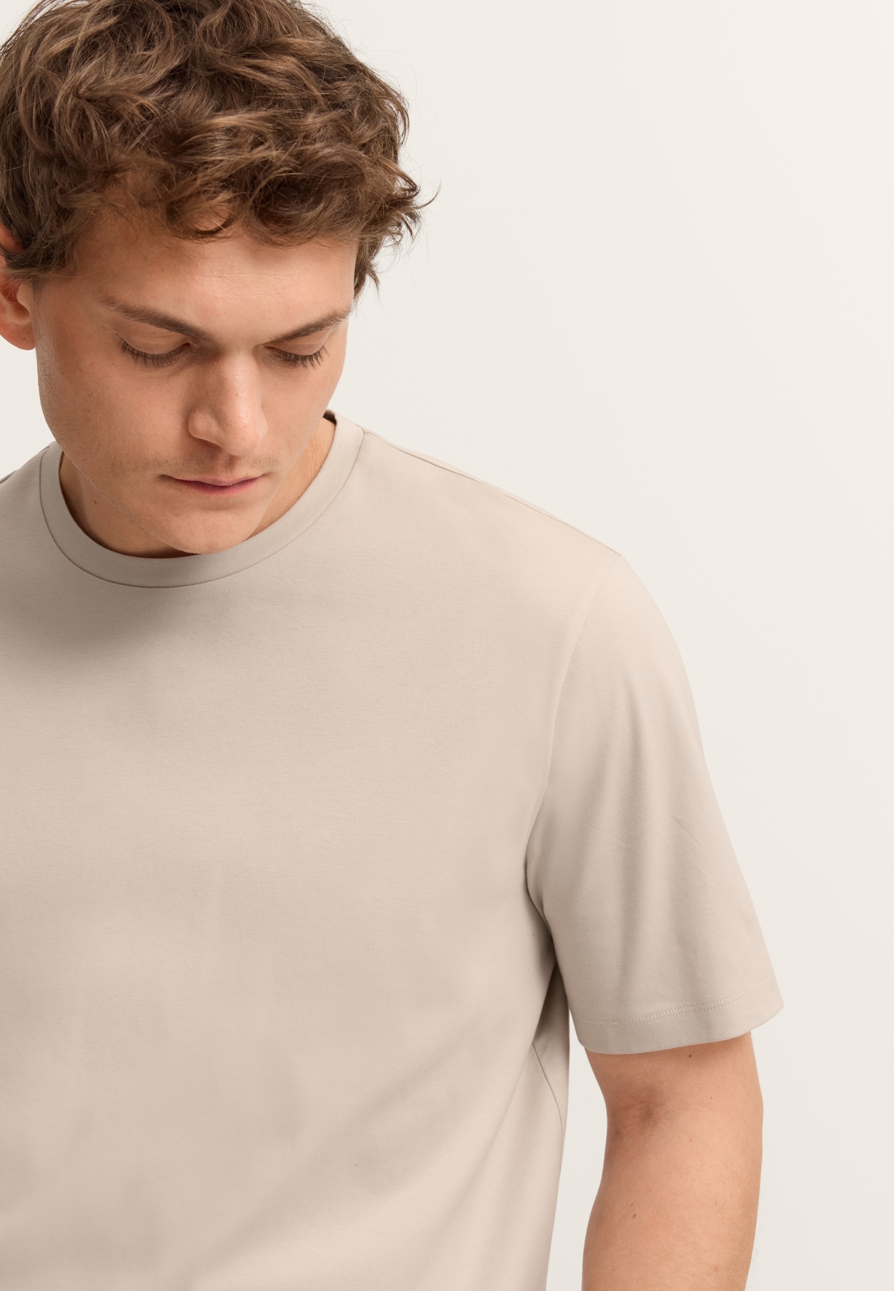 bugatti T-Shirt elegant mit Rundhals