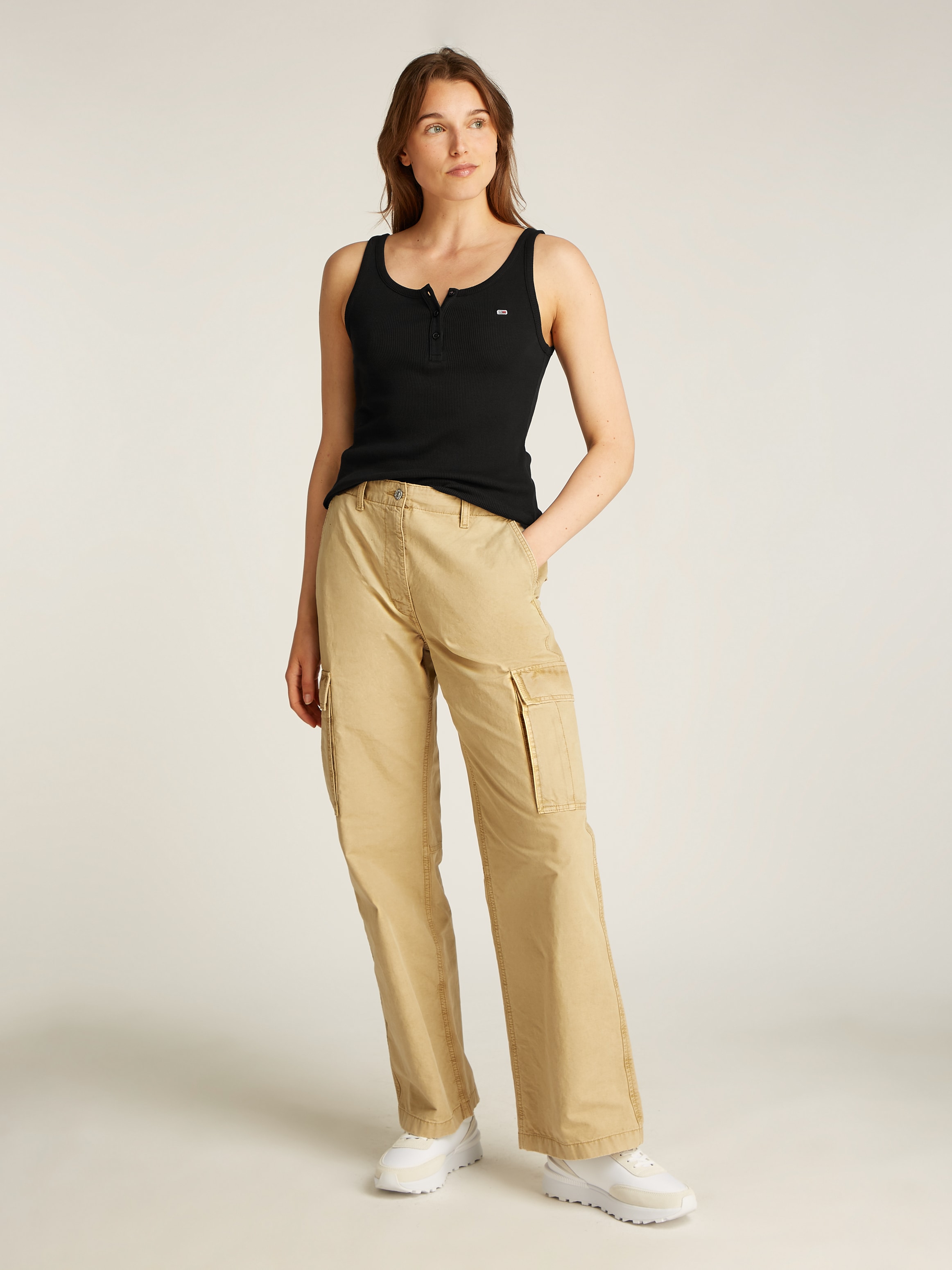 Tommy Jeans Tanktop »TJW SLIM BUTTON TANK«, mit Knopf