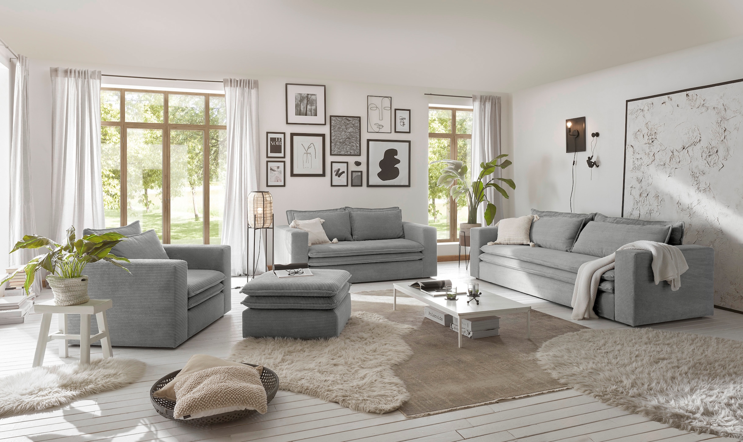 Places of Style 2-Sitzer »PIAGGE«, Hochwertiger Cord mit weicher Velours-Struktur