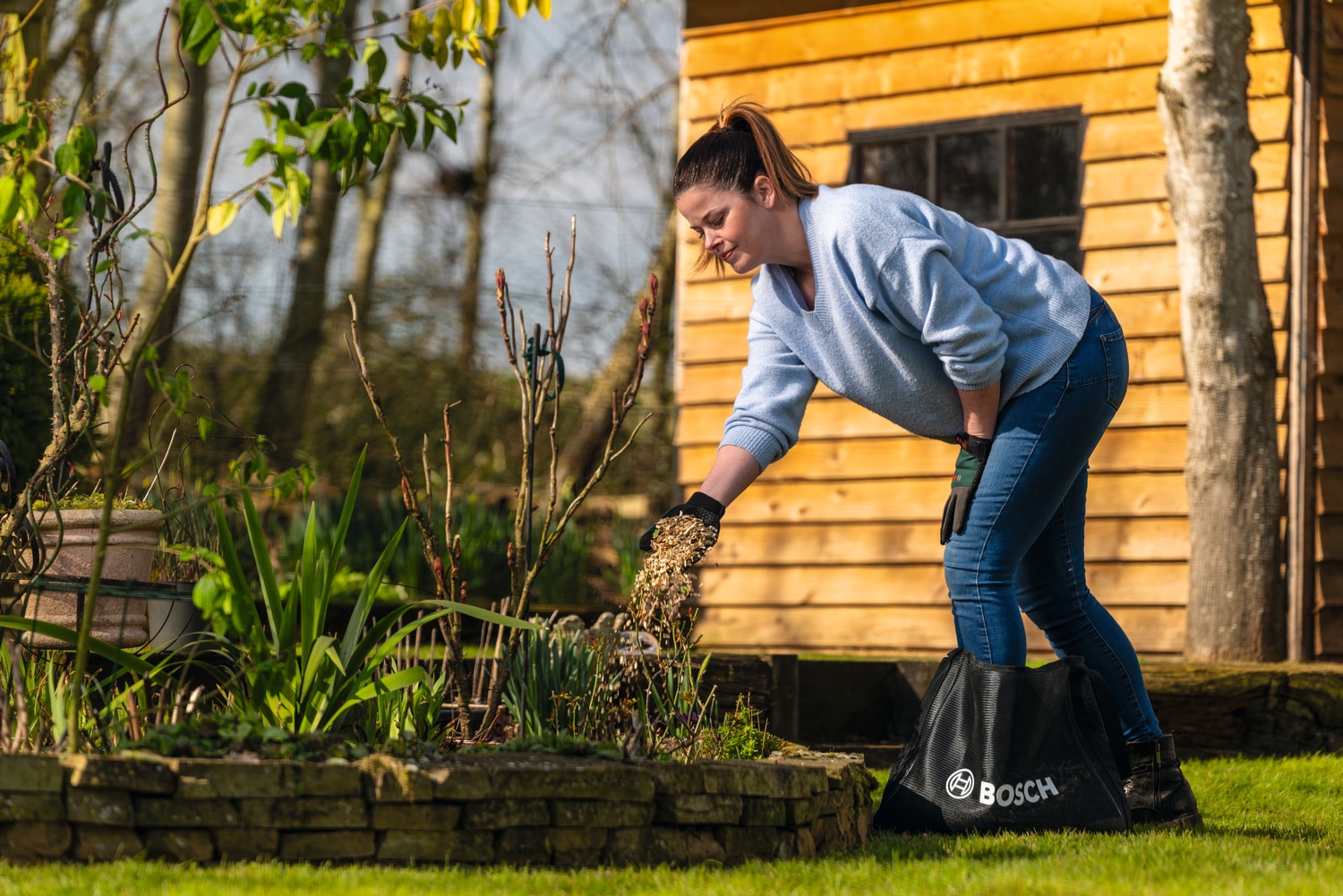 Bosch Home & Garden Häcksler »UniversalShredder 2x18V-25«