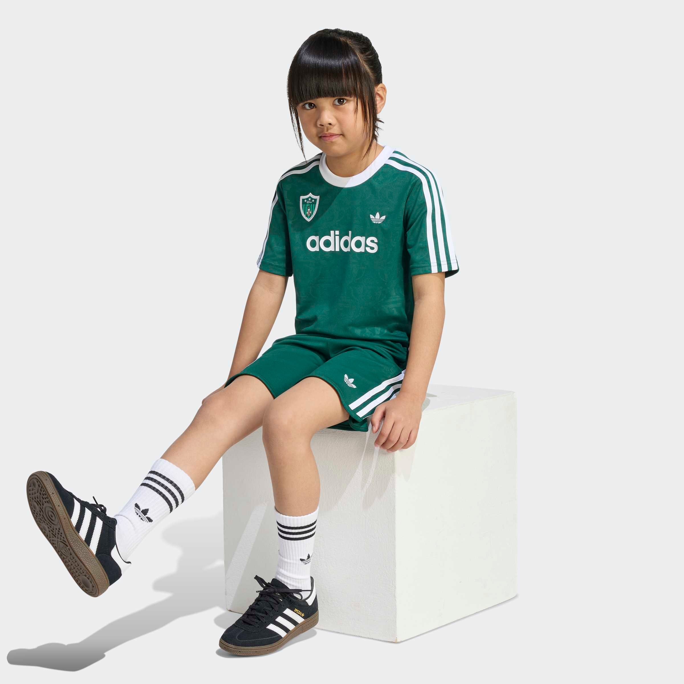 adidas Originals T-Shirt & Shorts »ADIDAS DISNEY SET, UND TRIKOT« für Kinder, aus Polyester