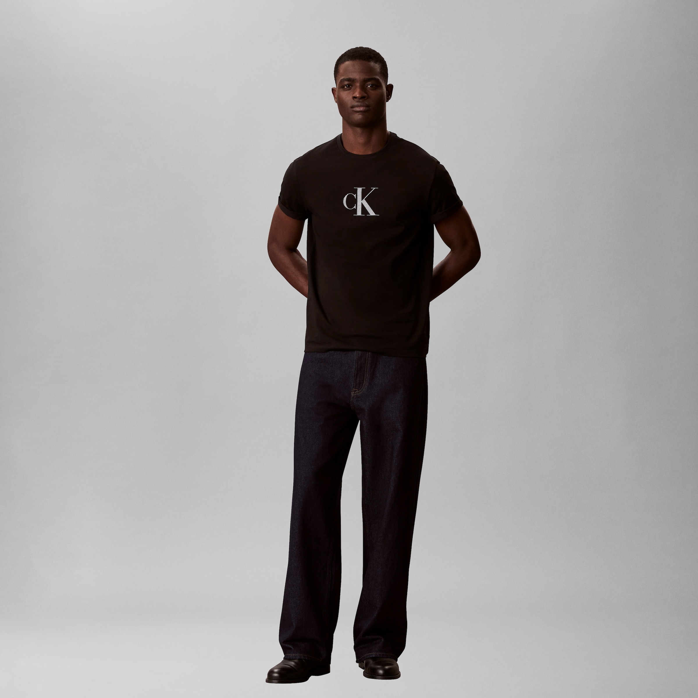 Calvin Klein T-Shirt »SS 30S DISTRESS MONOGRAM GRAPHIC« Regular fit mit Logodruck