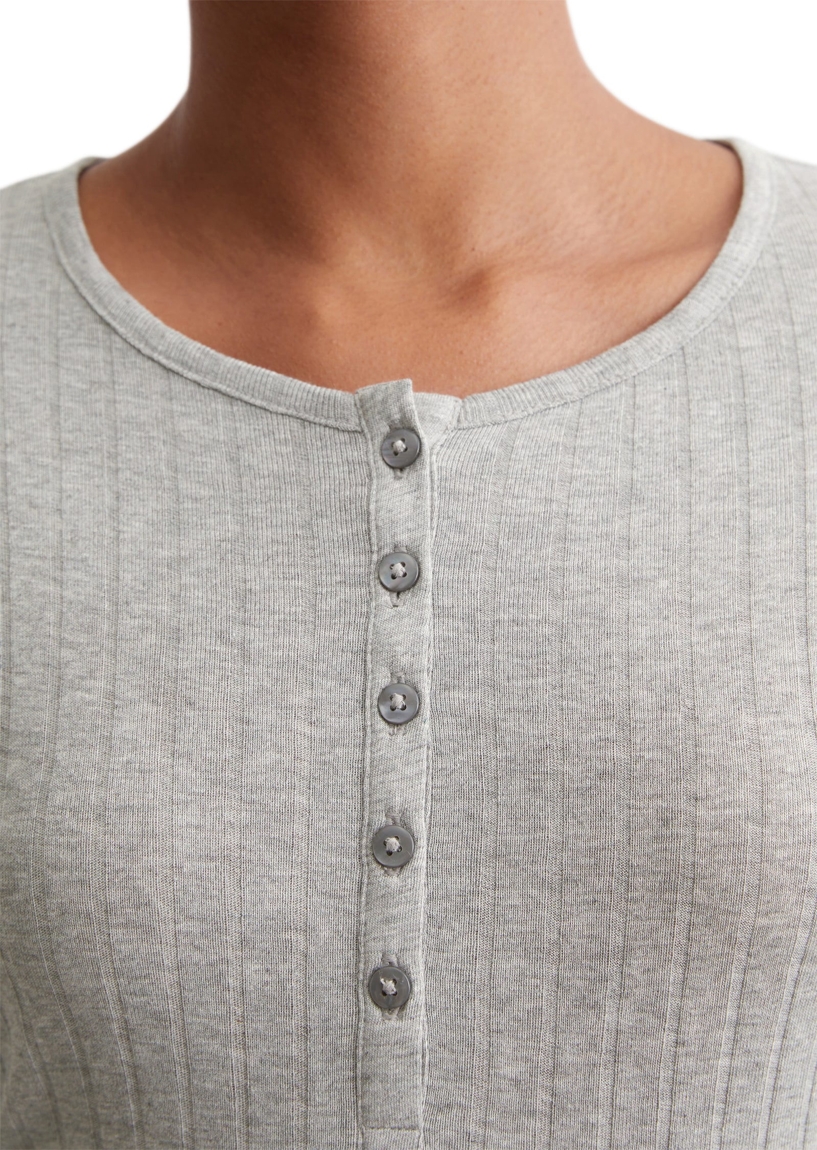 Marc O'Polo Henleyshirt, moderne Rippenstruktur