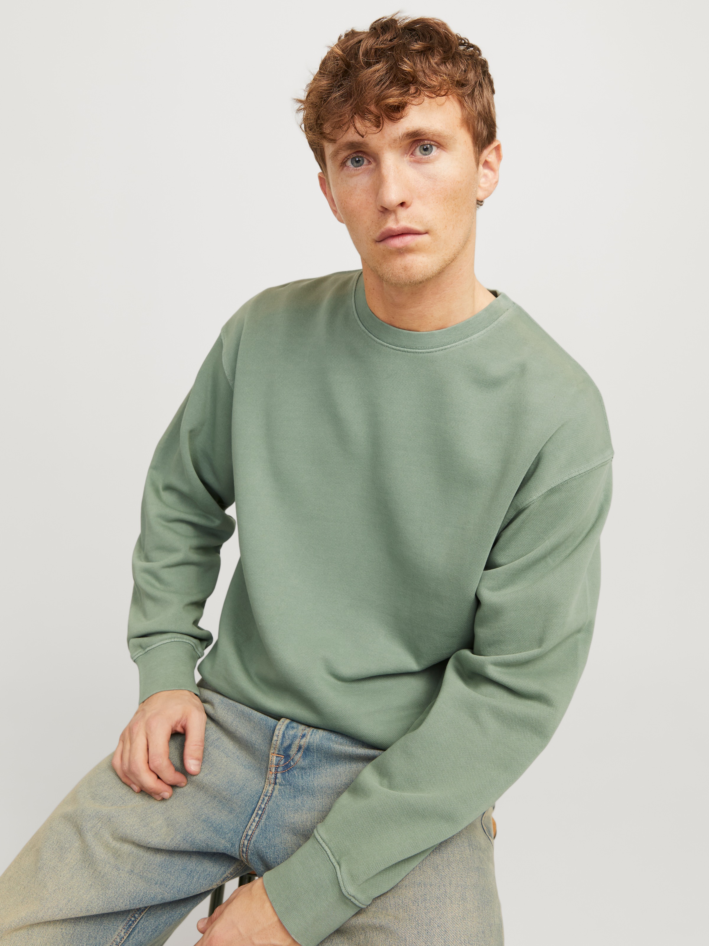 Jack & Jones Sweatshirt »JJECHARGE FADED SWEAT CREW NECK NOOS«, mit Rippbündchen