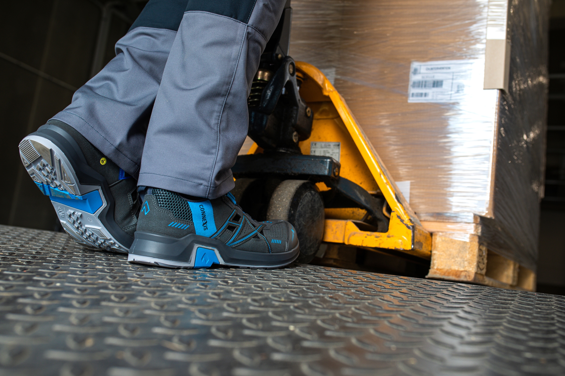 haix Sicherheitsschuh »Sicherheitsschuhe CONNEXIS Safety Air S1 low blau/grau«