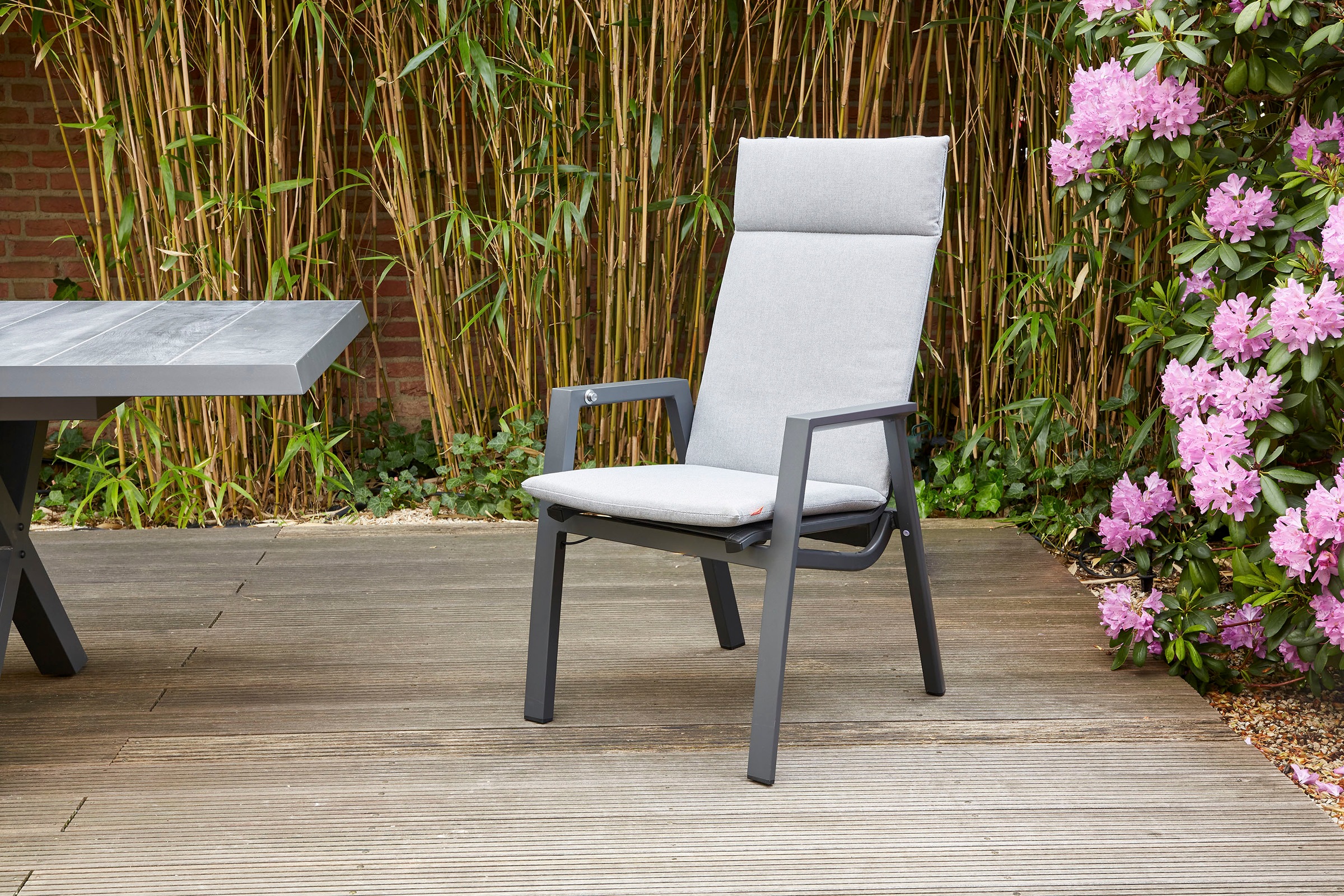Siena Garden Garten-Essgruppe »Valencia/Ancona«, (Set, 15 tlg., 6 Sessel: 59x71x110 cm, Liege: 70x154x109,5 cm, Tisch: 220x100x74 cm), Polypropylen, Aluminium, Tischplatte aus Keramik, inkl. 7 Auflagen