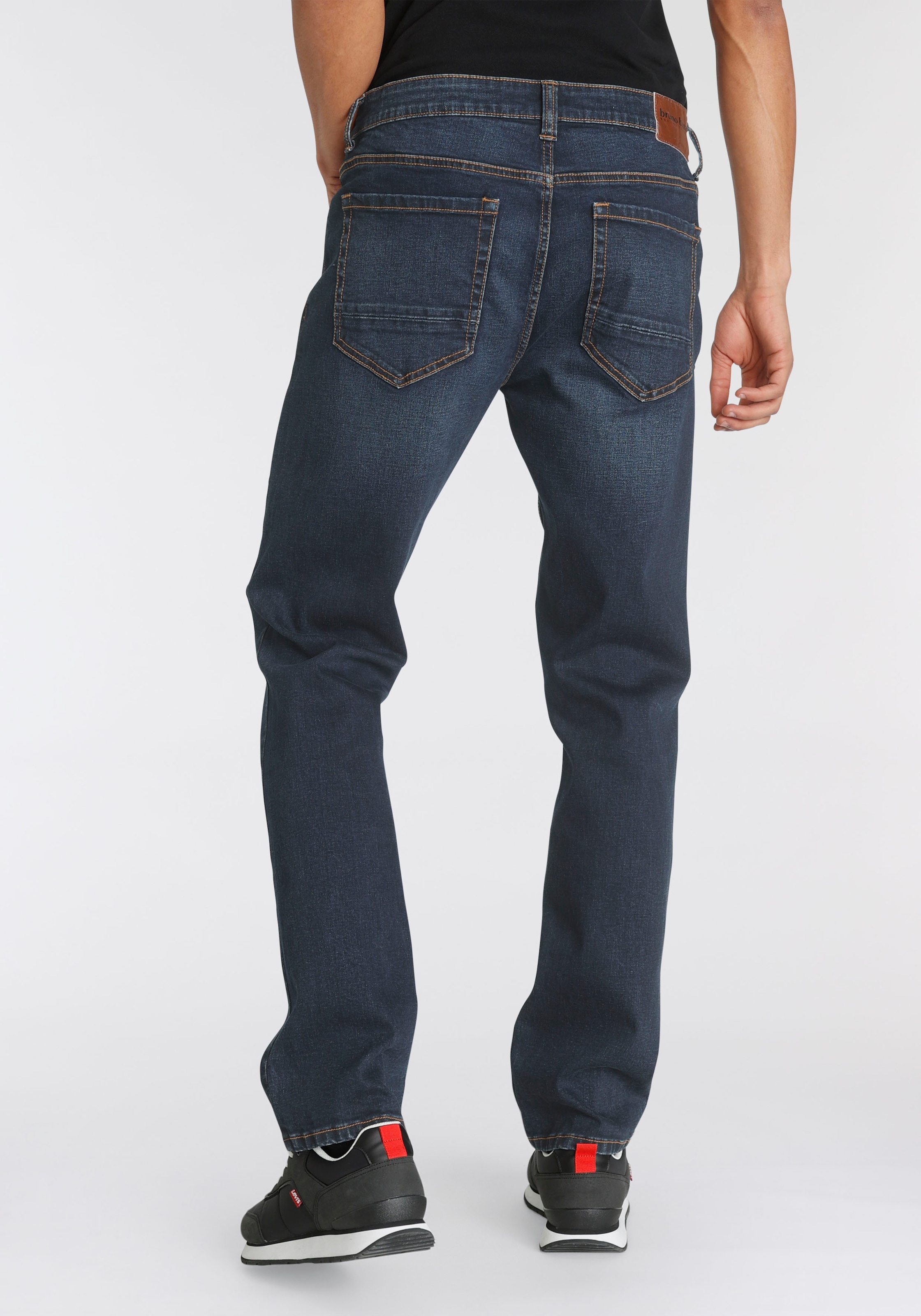 Bruno Banani Straight-Jeans »Hutch«, gerade Beinform, teilweise mit modischen Destroyed-Effekten