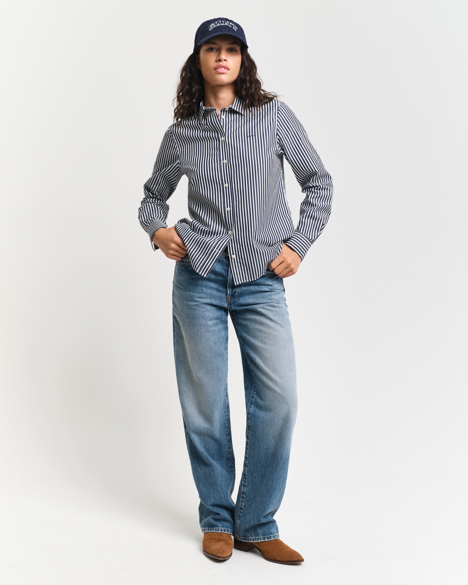 Gant Hemdbluse »REG POPLIN STRIPED SHIRT«, mit einer kleinen Logostickerei auf der Brust