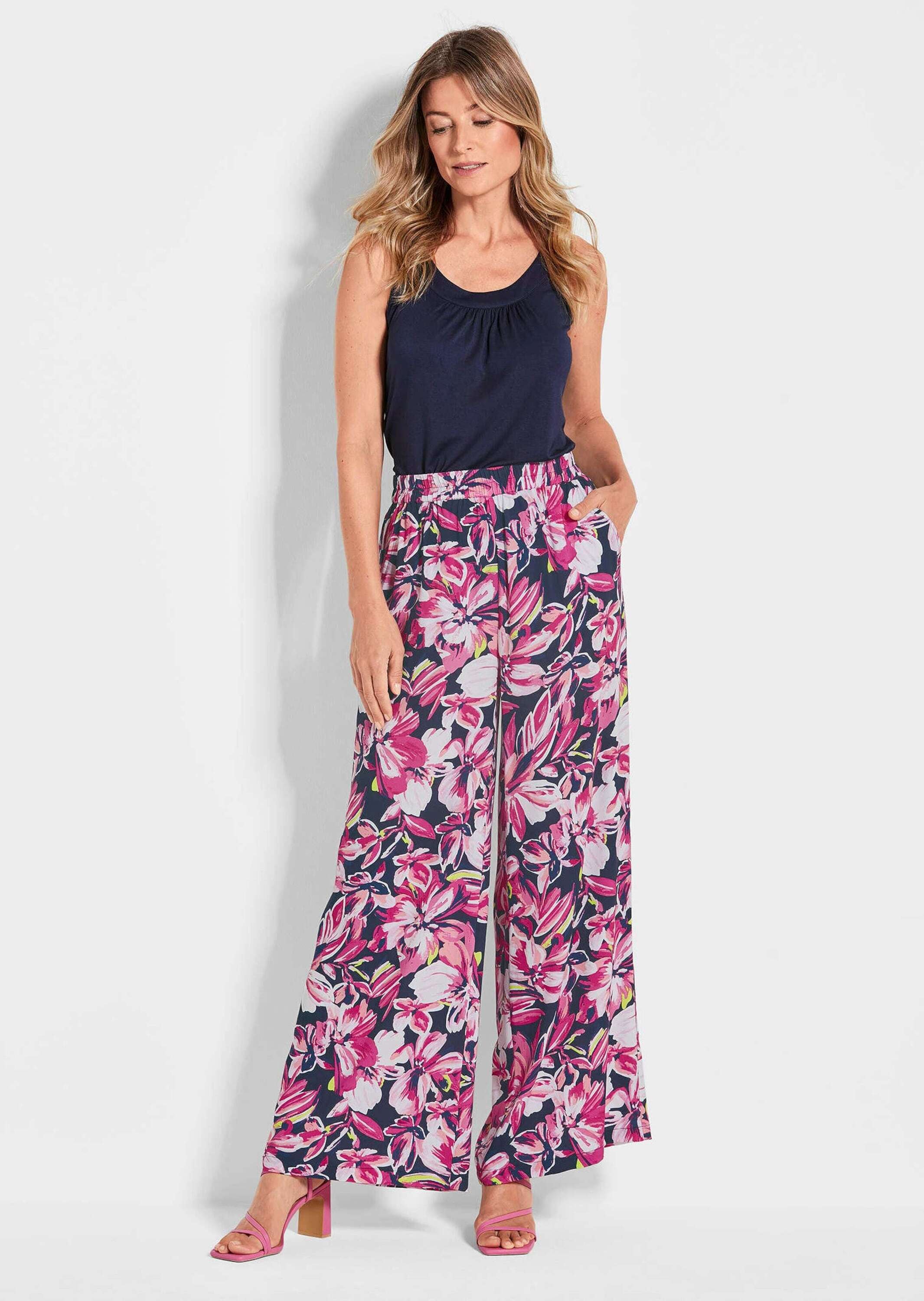 GOLDNER Schlupfhose »Kurzgröße Elegante Hose VERA mit Blütendruck«