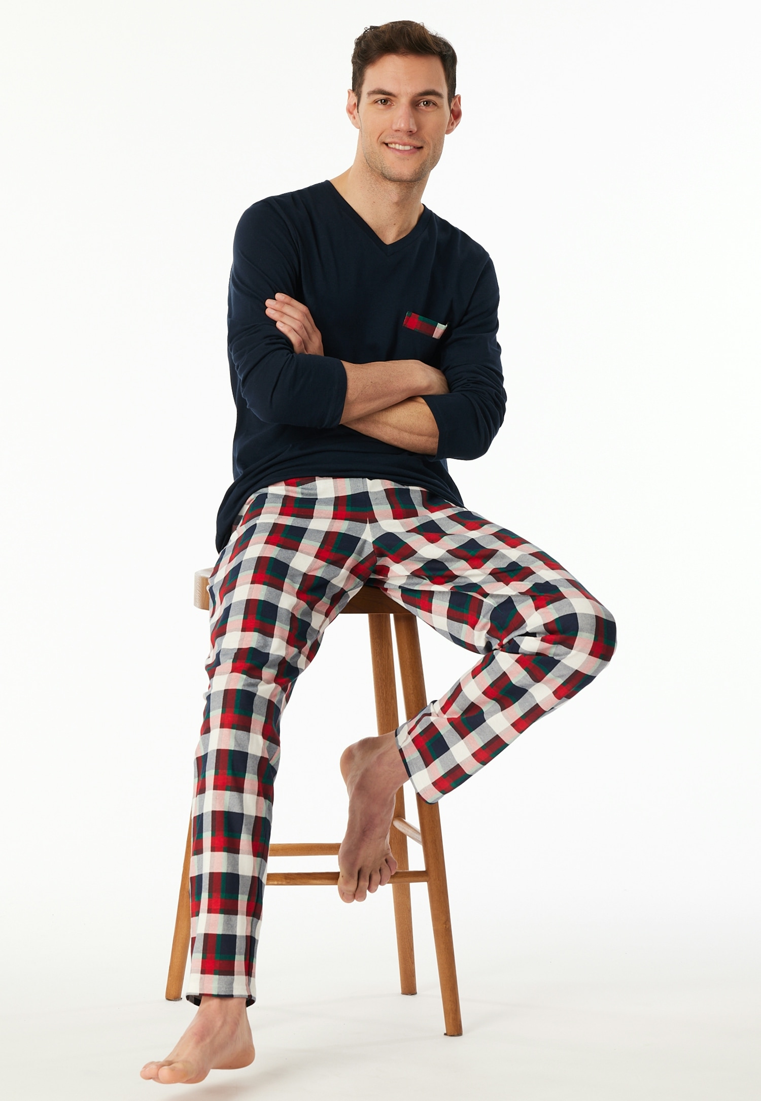 Schiesser Schlafanzug »Family« 2 tlg. V-Ausschnitt, Brusttasche, Langarm, Hose kariert