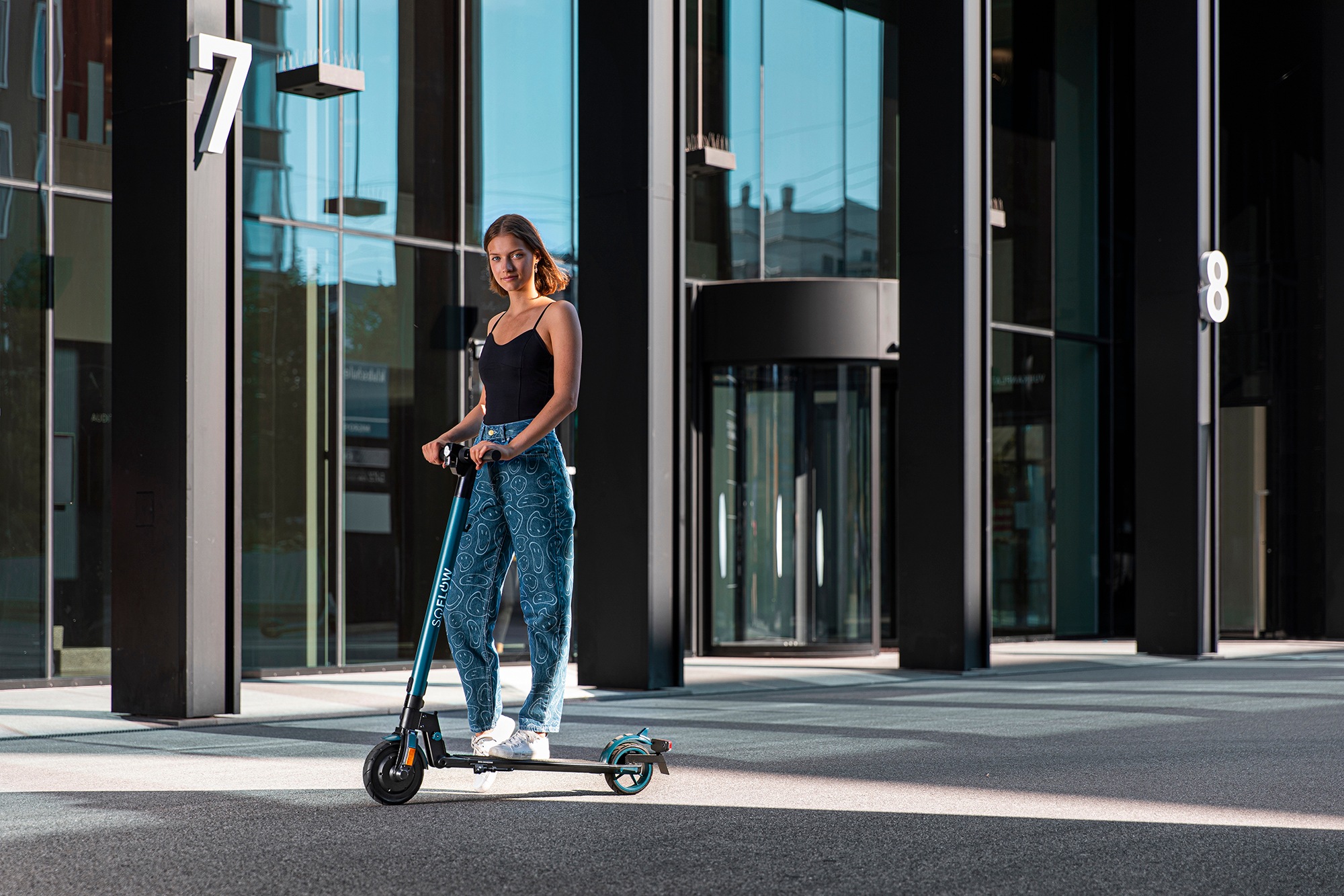 soflow E-Scooter »SO1«, 20 km/h, 12 km, mit Straßenzulassung, bis zu 12 km Reichweite, klappbar